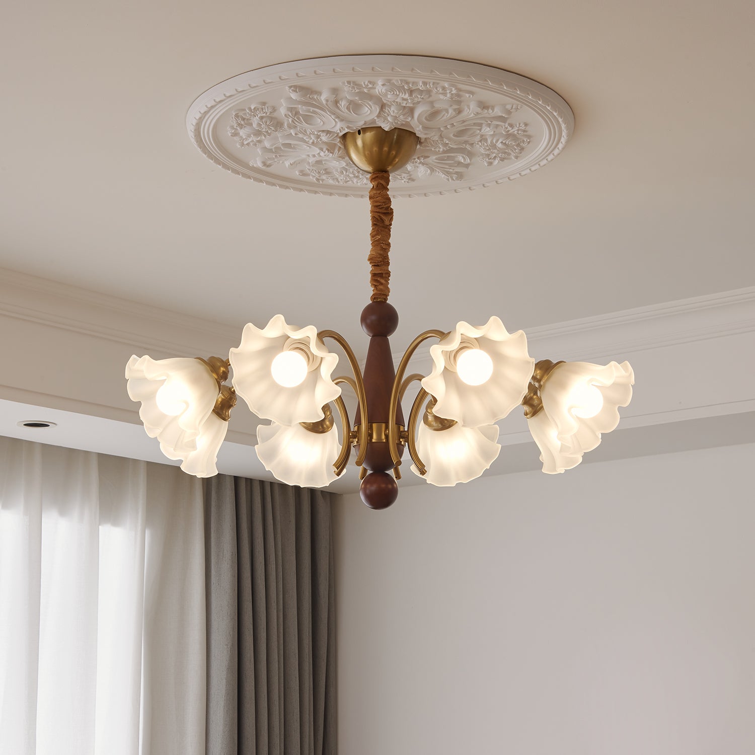 Ilvinan Traditionelle Eleganz Holz Glas Kronleuchter-Letslighting