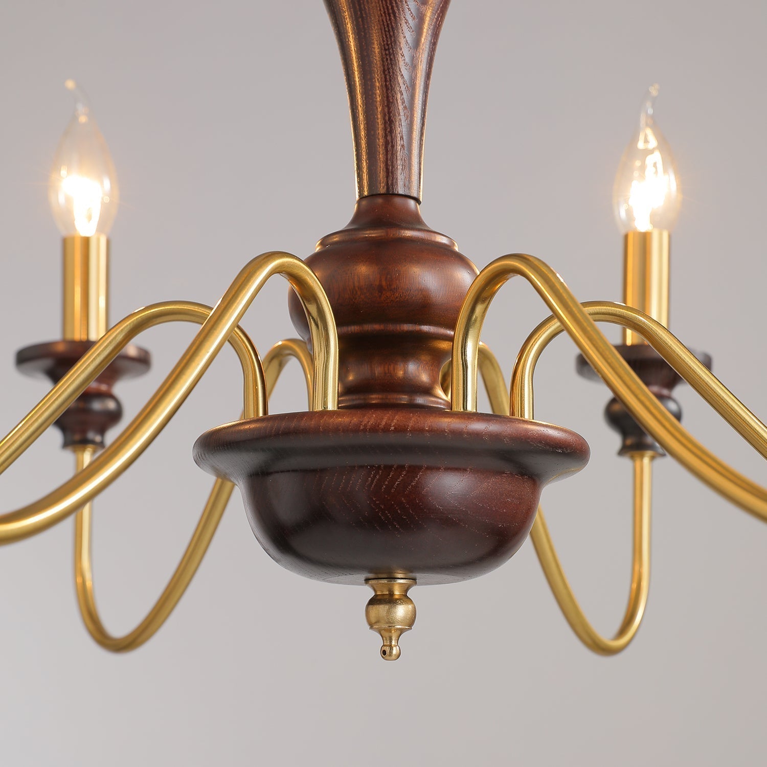 Ilvenan Traditioneller Eleganter Kronleuchter aus Vintage-Holz-Letslighting