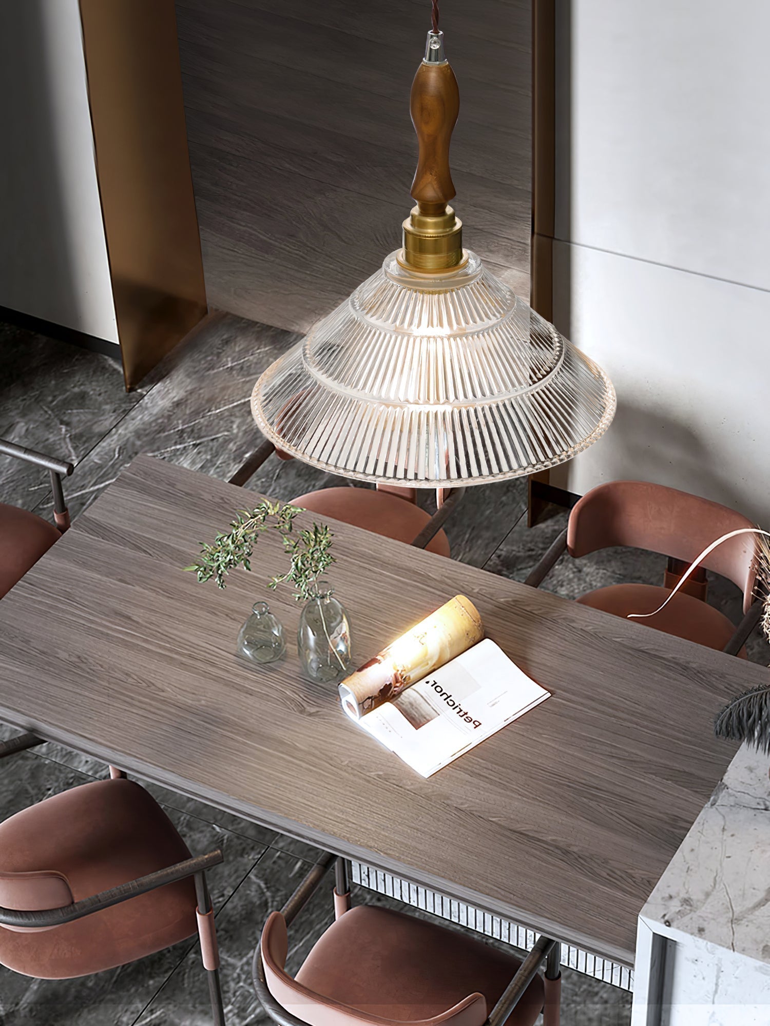 Arcara Vintage Pendelleuchte aus Geriffeltem Glas und Holz-Letslighting