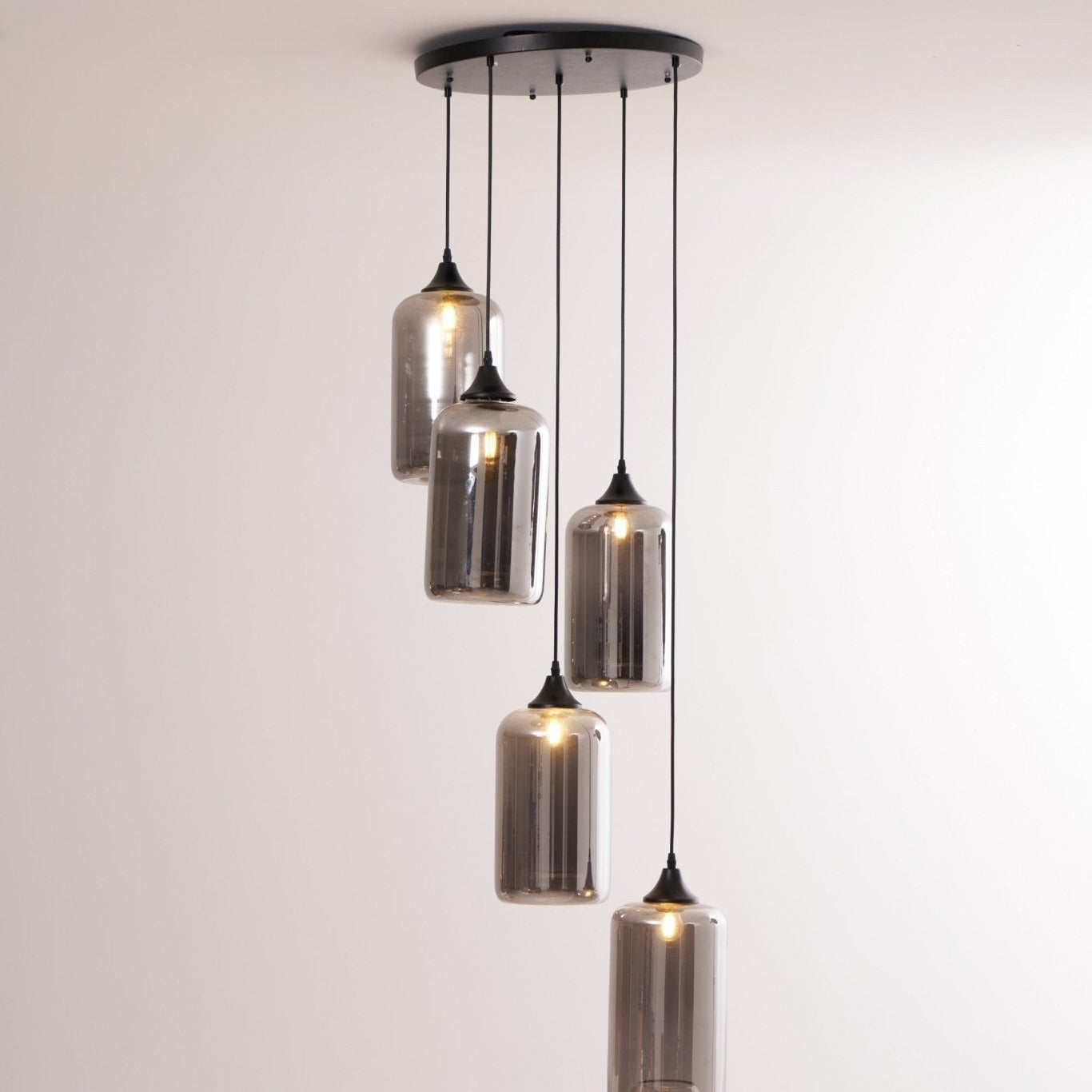 June Minimalistische Flaschen-Glas-Pendelleuchte in Rauchgrau