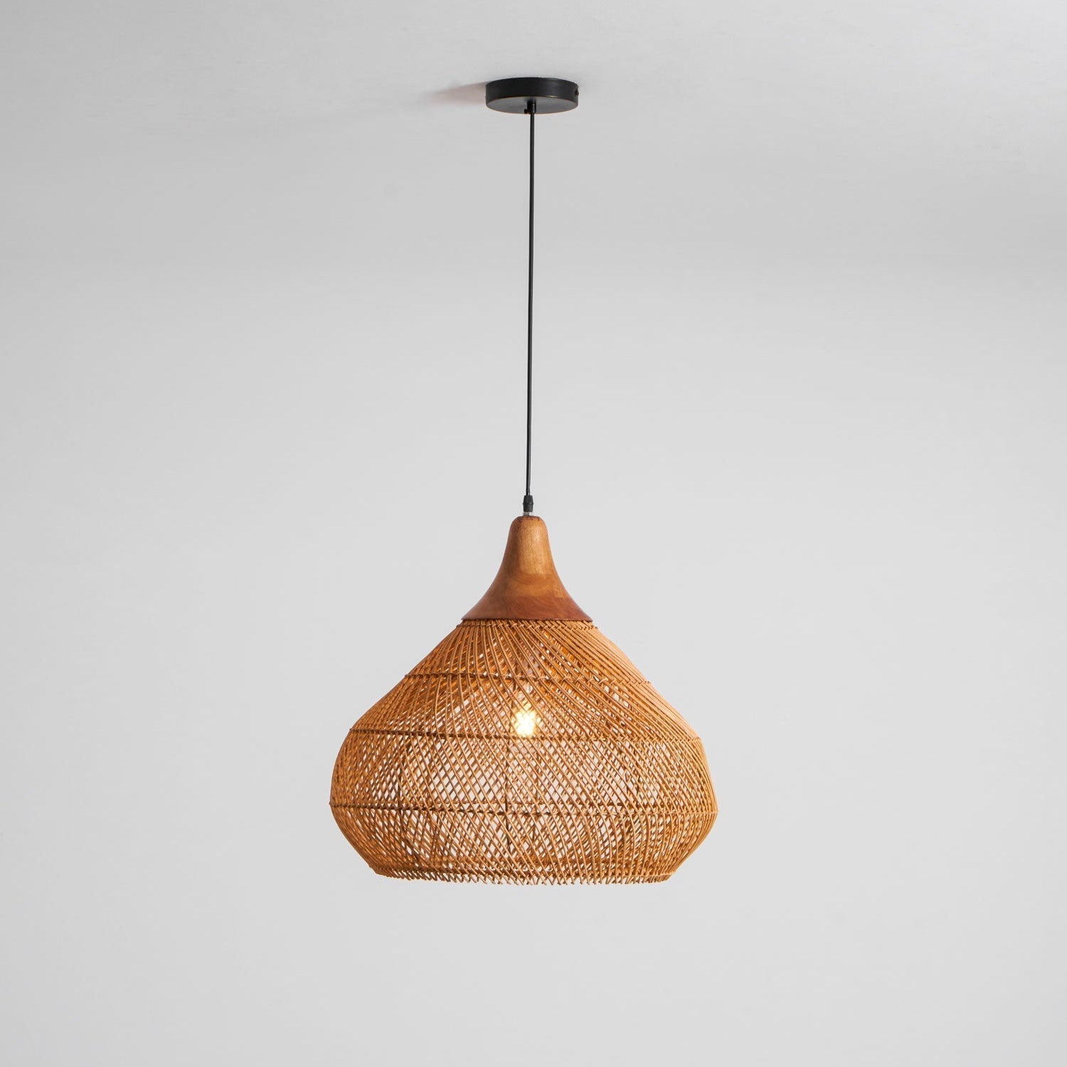 Solavn Rattanholz Pendelleuchte-Letslighting