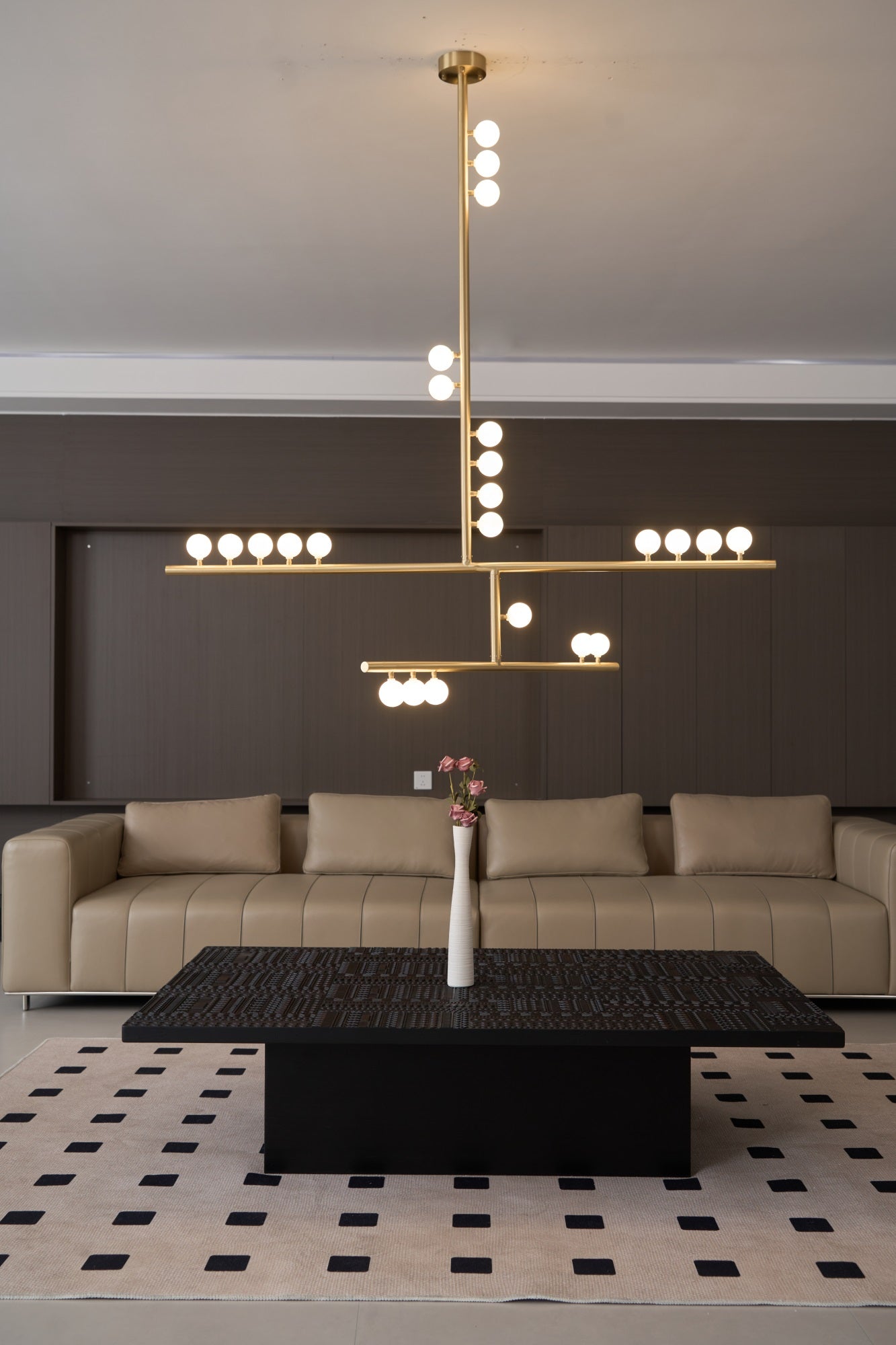 Eurzoris Geometrischer Linearer Kronleuchter aus Messing-Letslighting