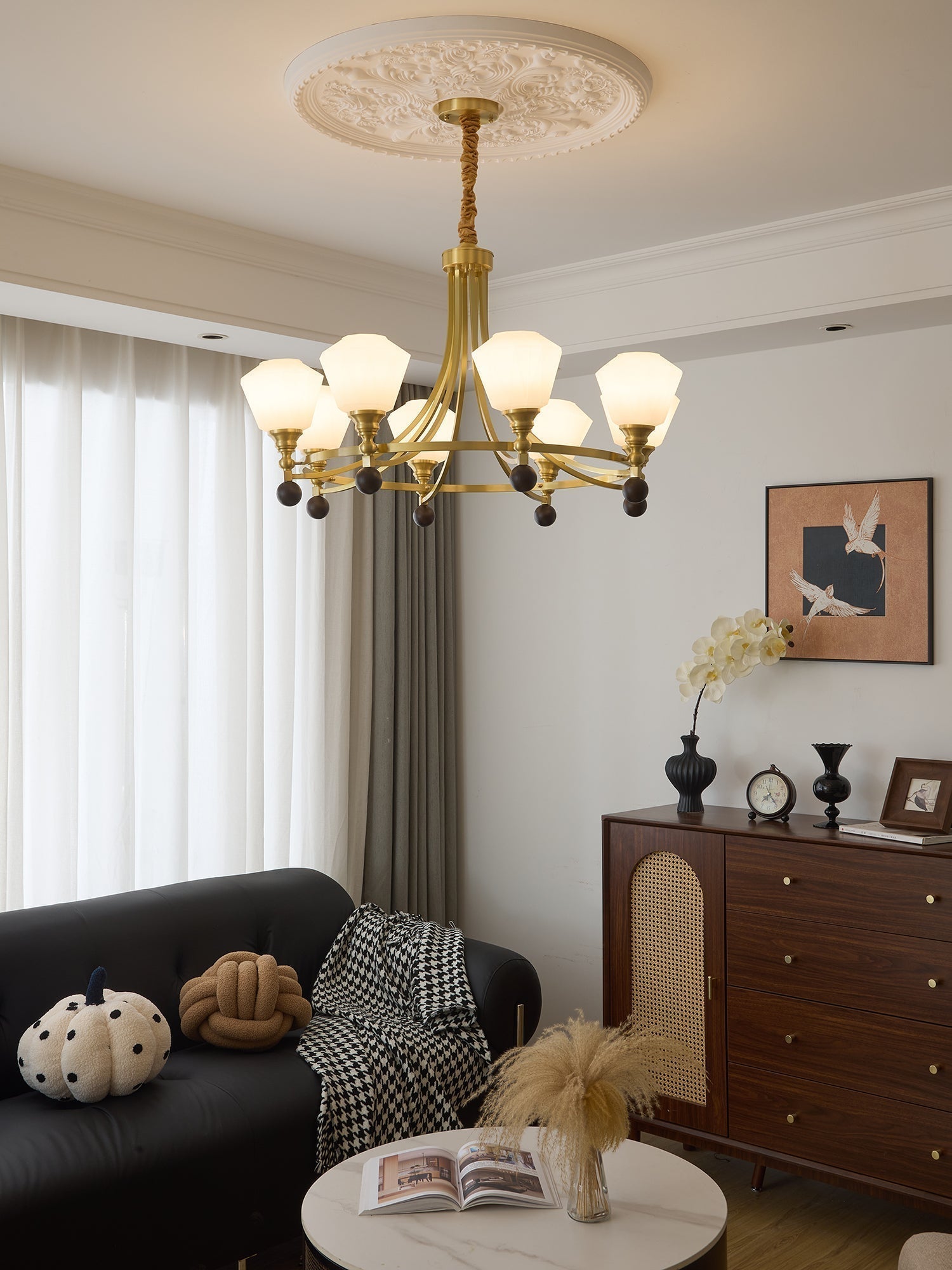 Nyraeyra Premium Nordic Art Kronleuchter aus Messing und Holz-Letslighting