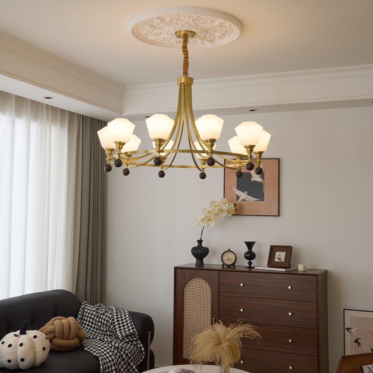 Nyraeyra Premium Nordic Art Kronleuchter aus Messing und Holz-Letslighting