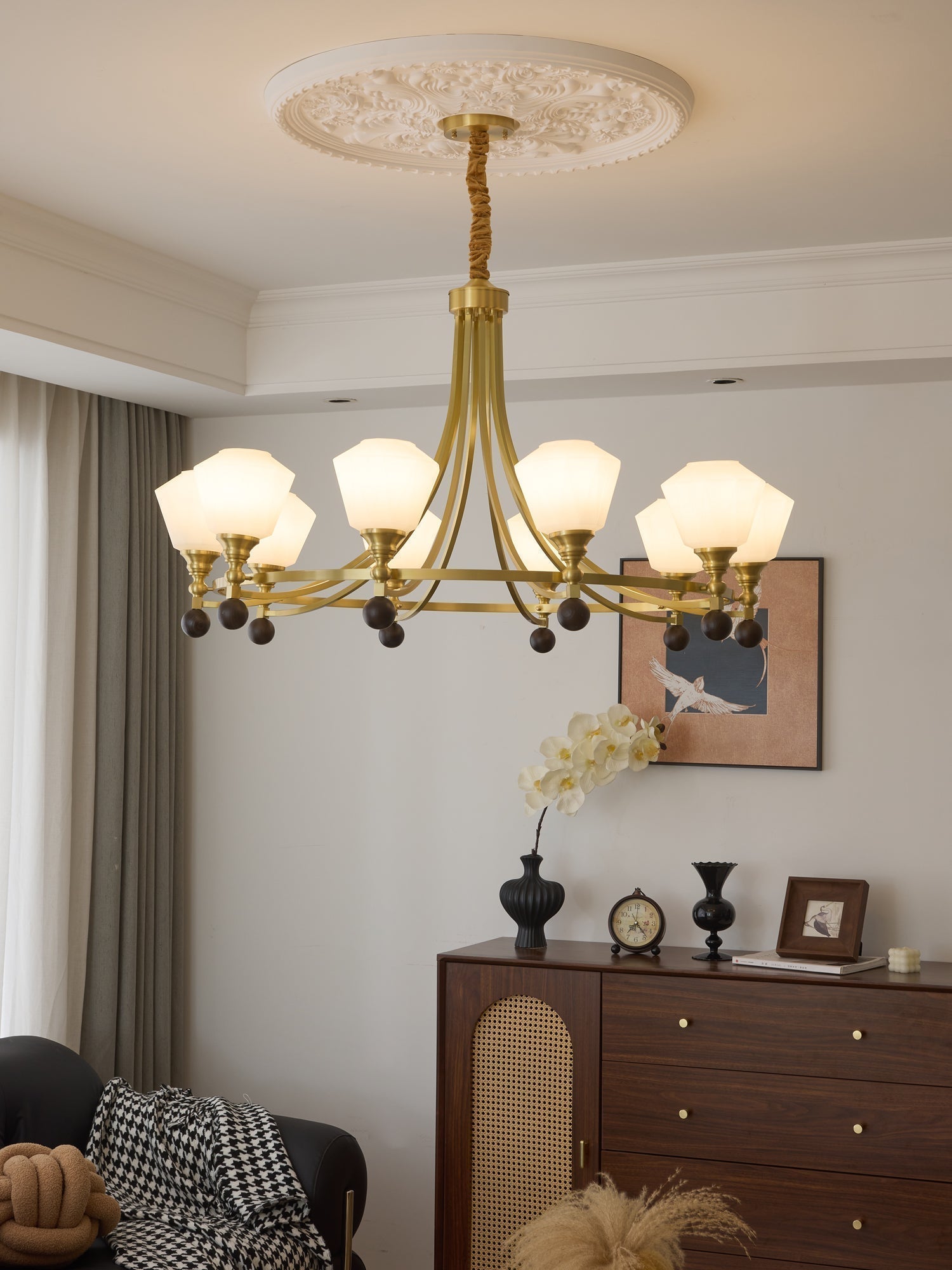 Nyraeyra Premium Nordic Art Kronleuchter aus Messing und Holz-Letslighting