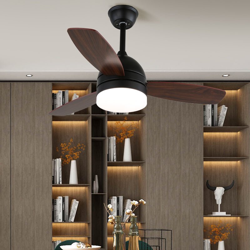 Selena Minimalistische Deckenventilatorleuchte aus Holz, Nahaufnahme der Holzmaserungsflügel