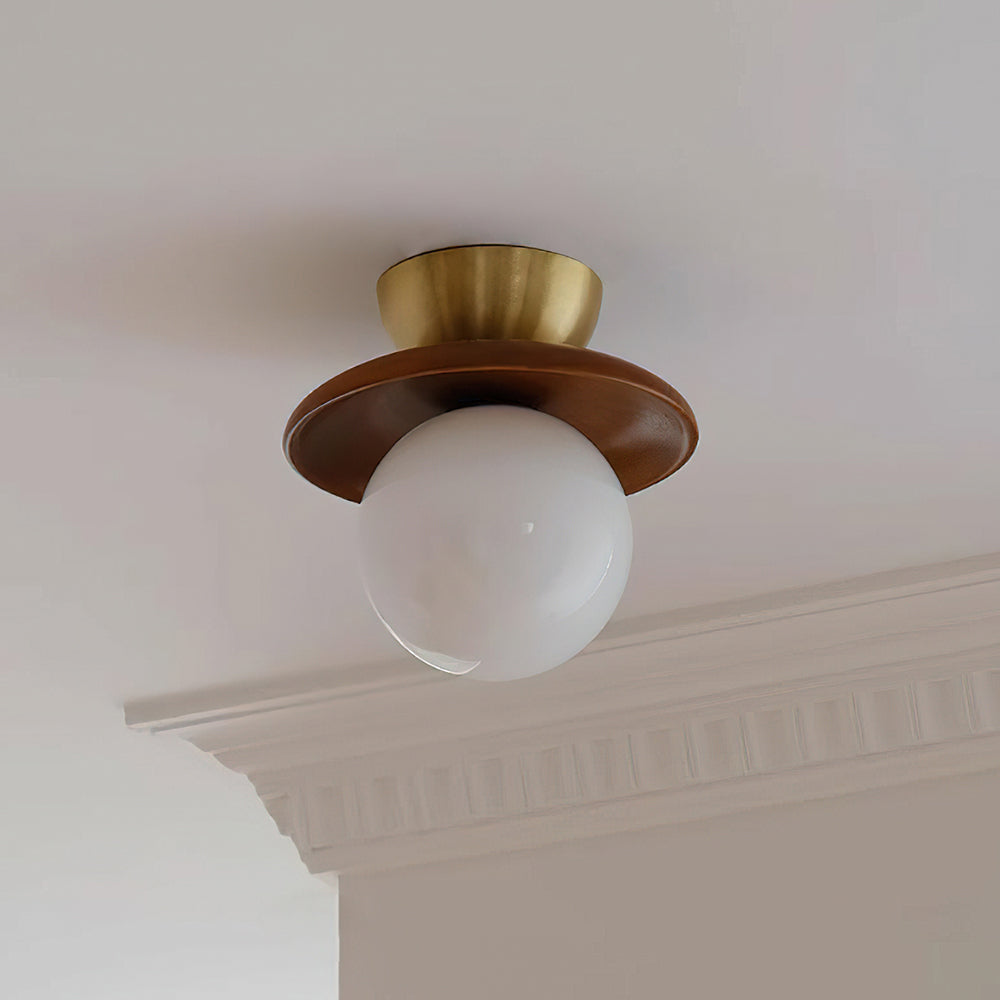 Deckenleuchte Globus Opal Glas Modern Messing Walnuss Akzent Einbau-Letslighting