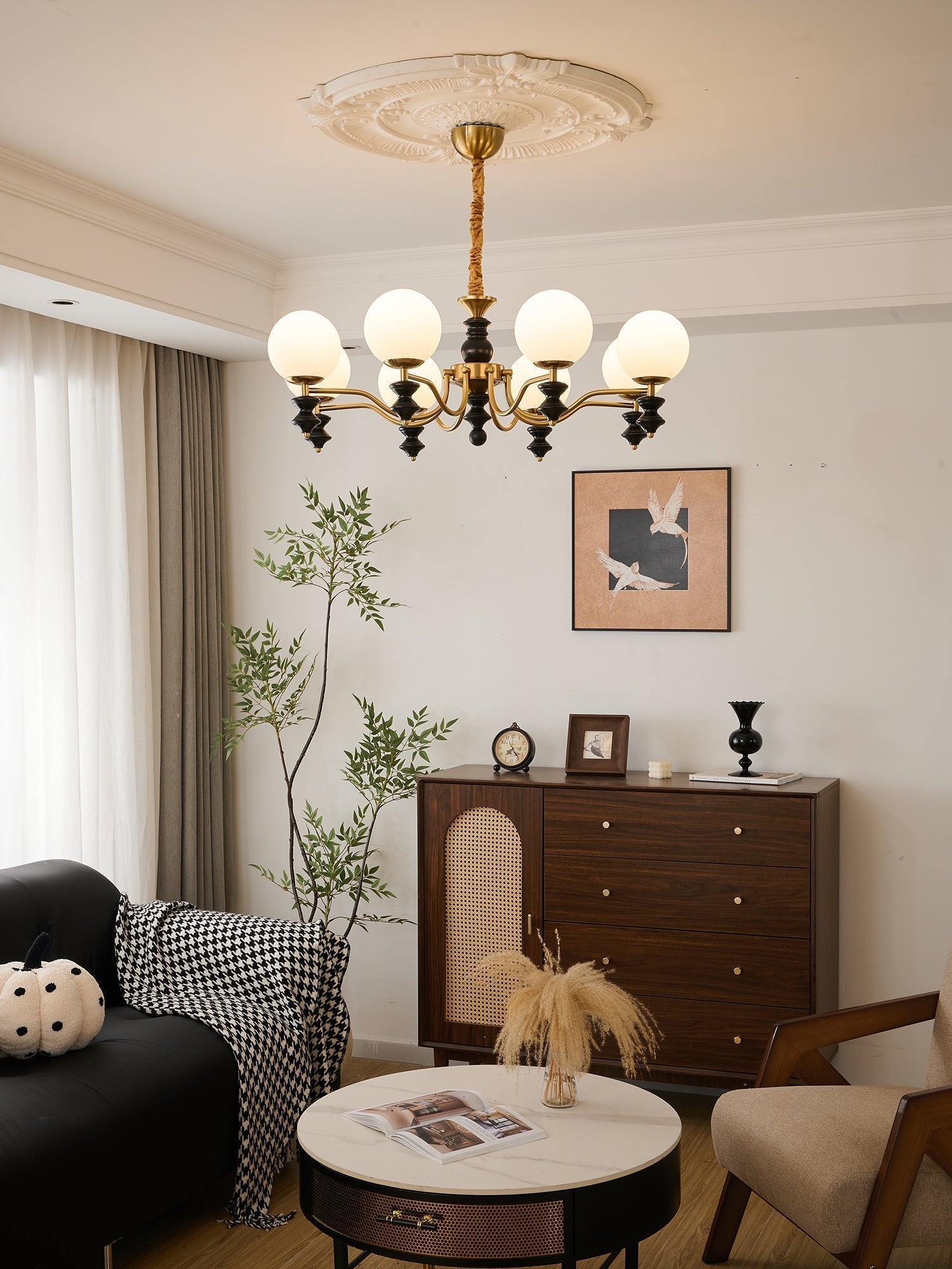 Ordore Traditioneller Eleganter Kronleuchter aus Vintage-Holz-Letslighting
