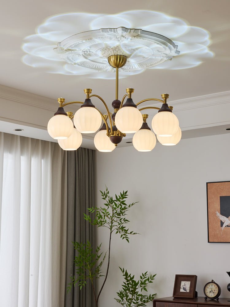 Illoros Traditioneller Eleganter Holzkronleuchter-Letslighting