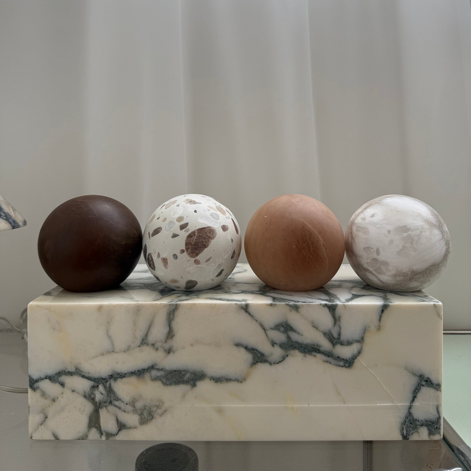 Arca Modern Minimalist Eclipse Mrable Metal Wall Lamp - Letslighting