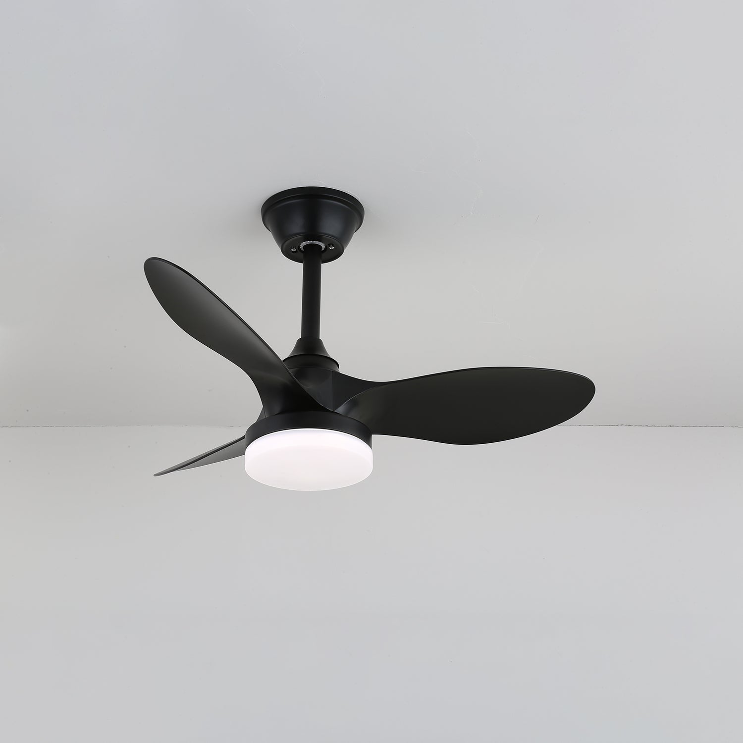 Handfernbedienung für den Aelric Deckenventilator mit Licht