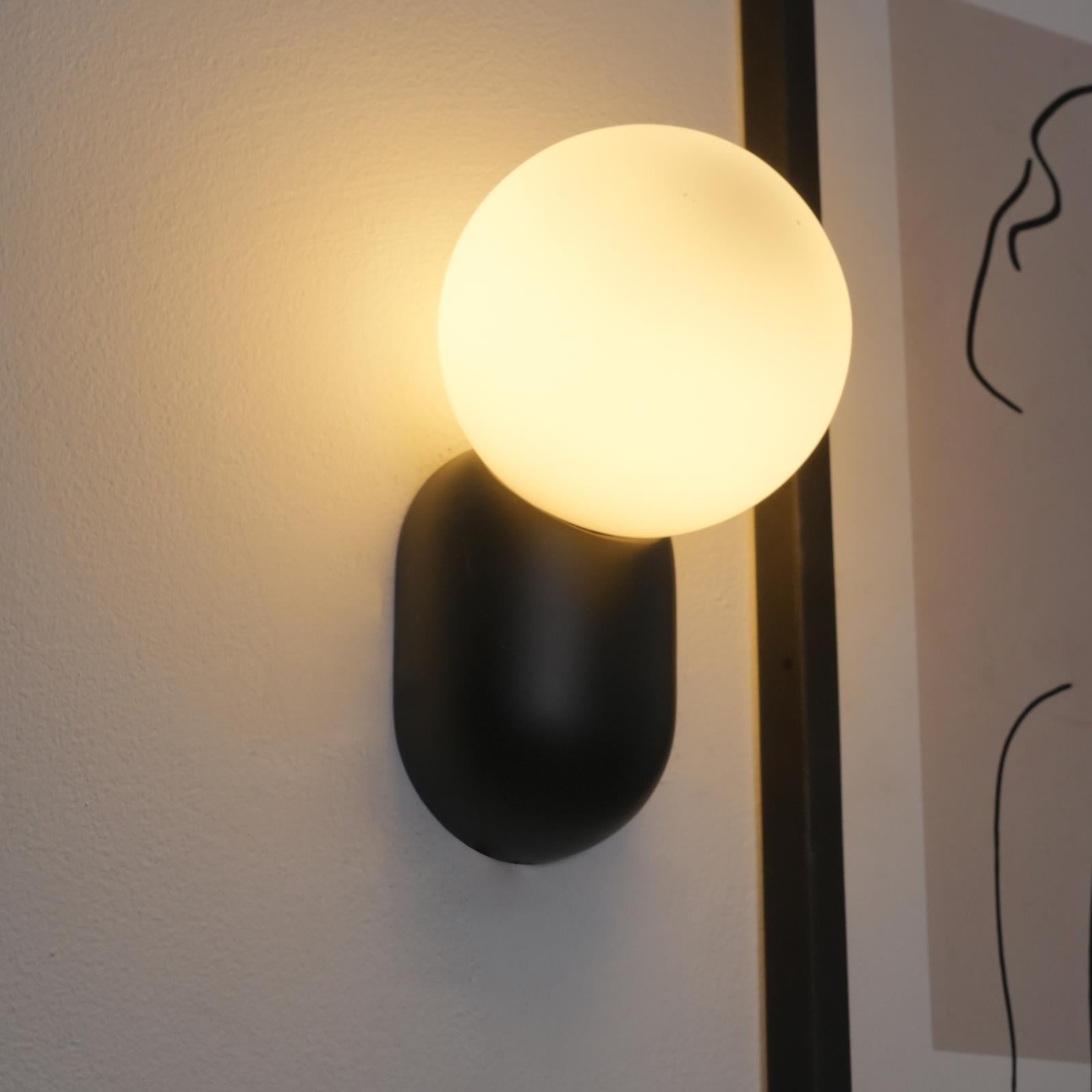 Lunara Minimalist Globe Wall Sconce - Letslighting