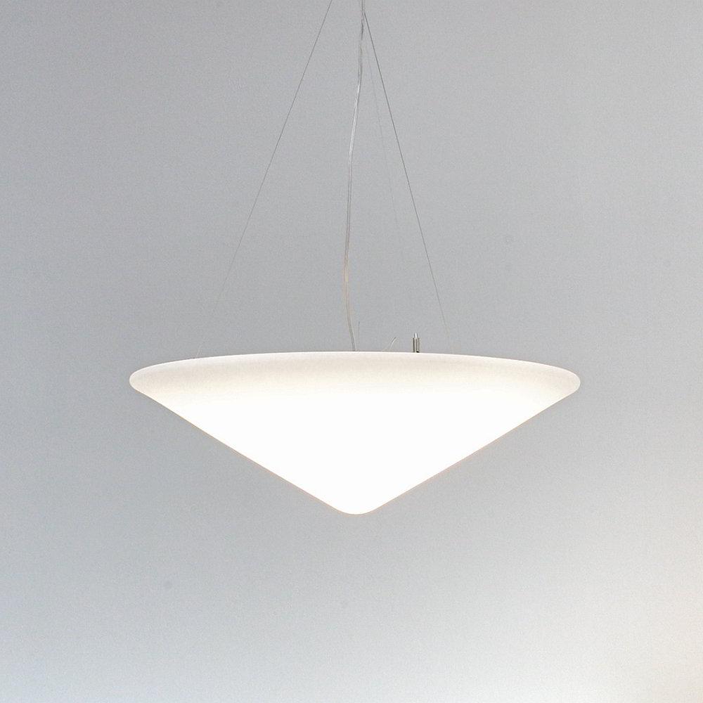 Solara Moderne Pendelleuchte Polyethylen Schräghut Minimalistisch-Letslighting