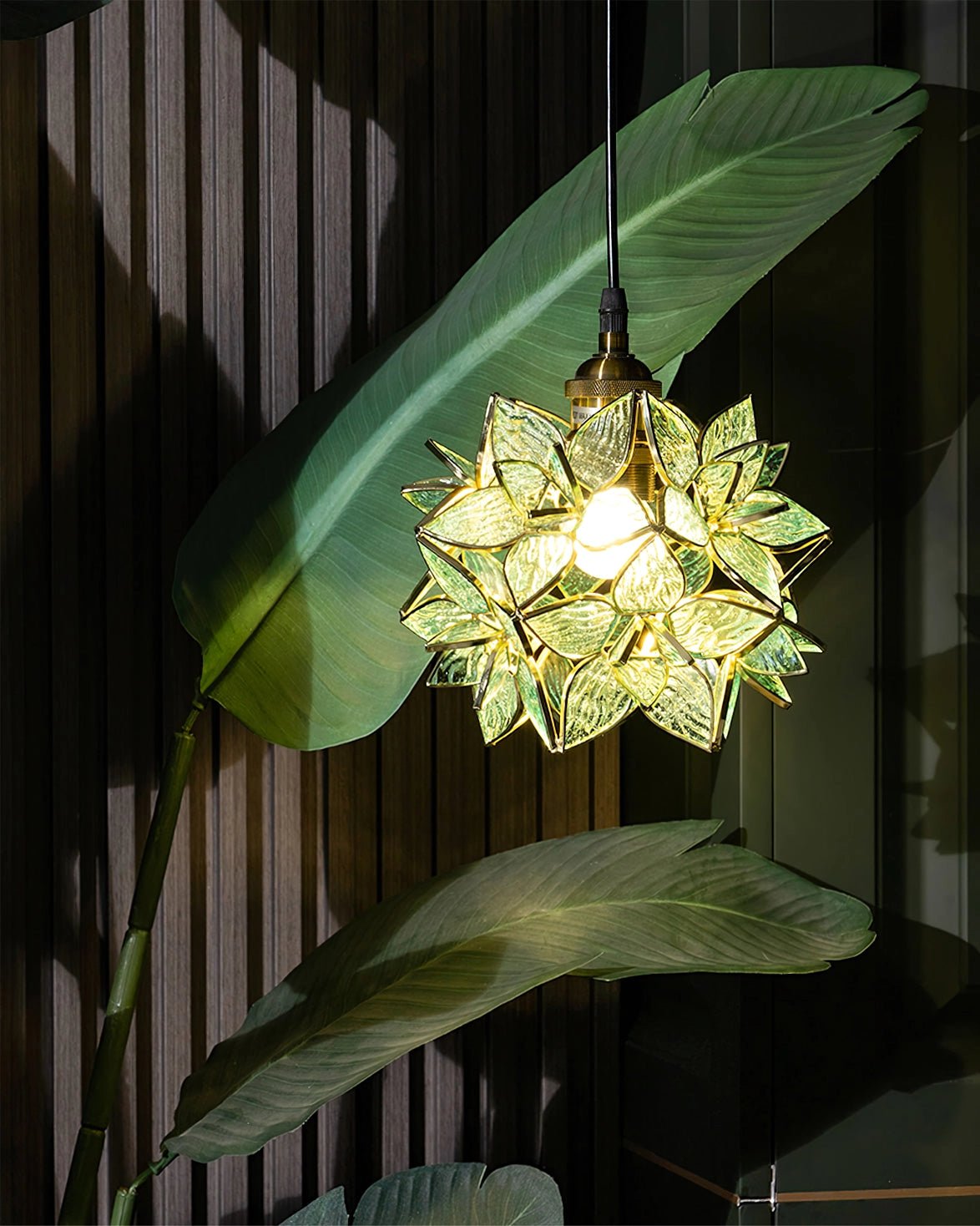 Capiz Pendant Lamp - Blowlighting