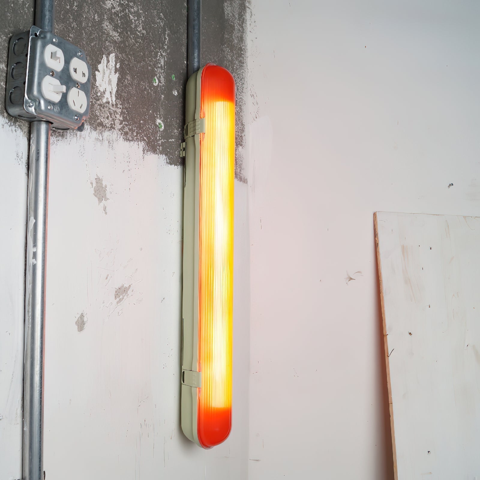 Wavel Rote Wandleuchte aus Kunststoff-Letslighting