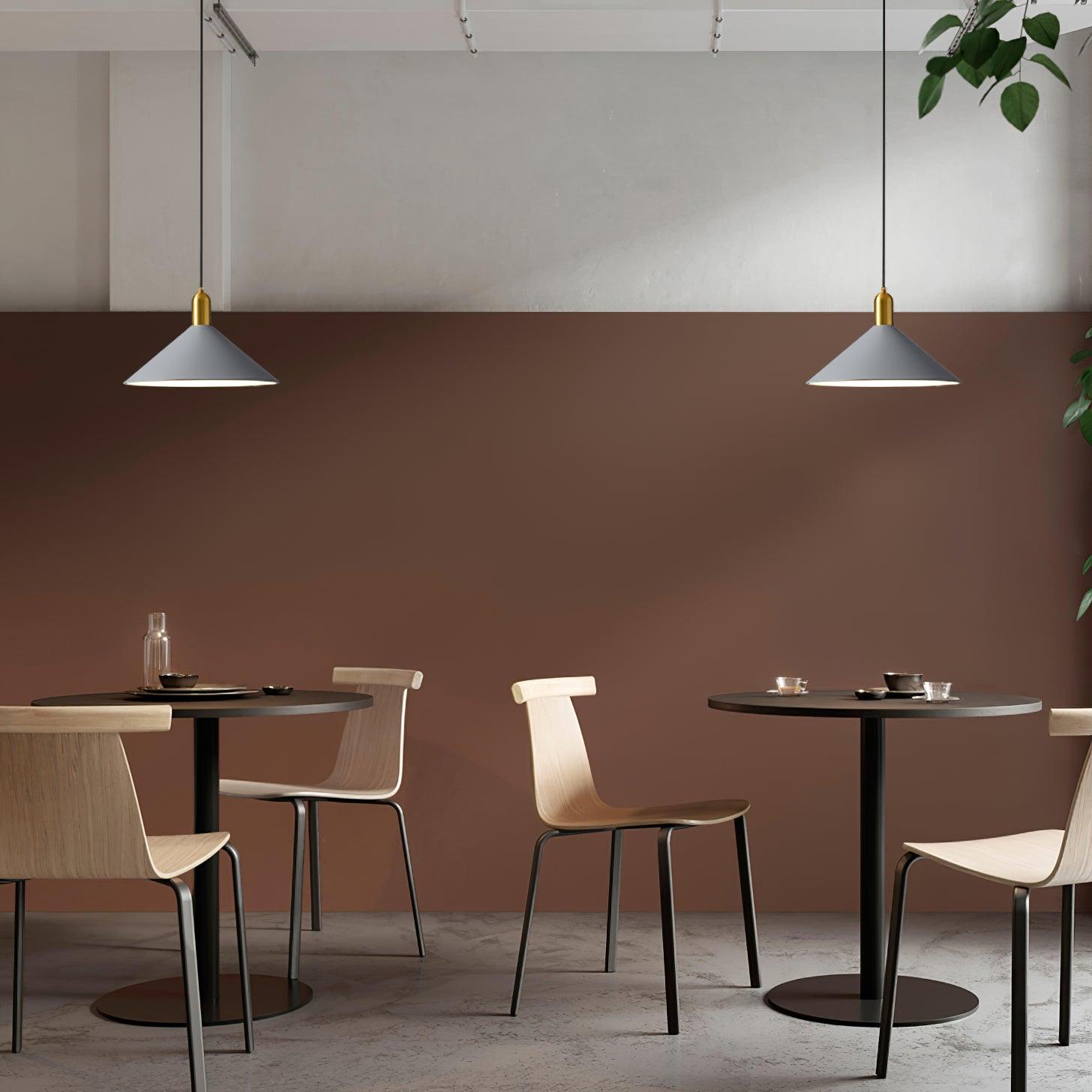 Carins Pendant Lamp - Blowlighting