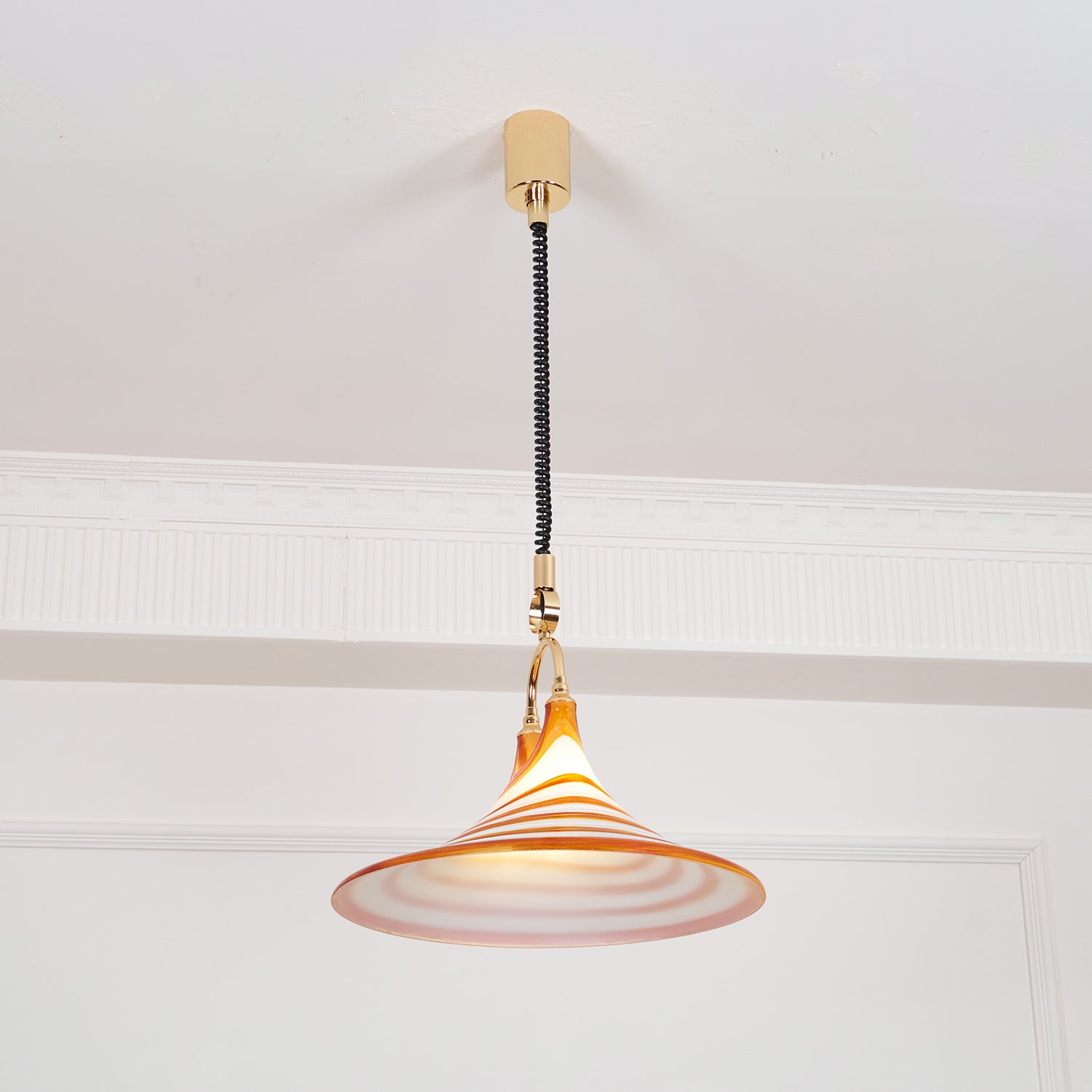 Aria Trompete Kunststoff Pendelleuchte-Letslighting