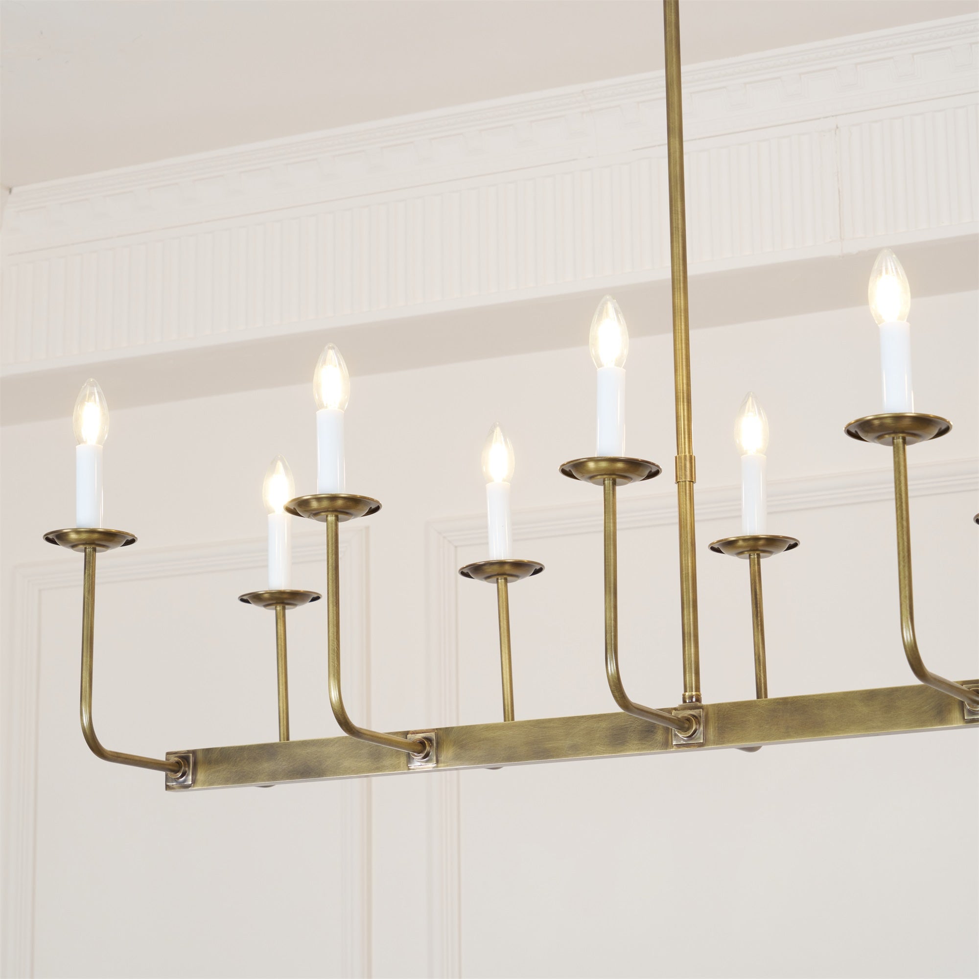 Beacon Linearer Kronleuchter aus Messinggewebe-Letslighting