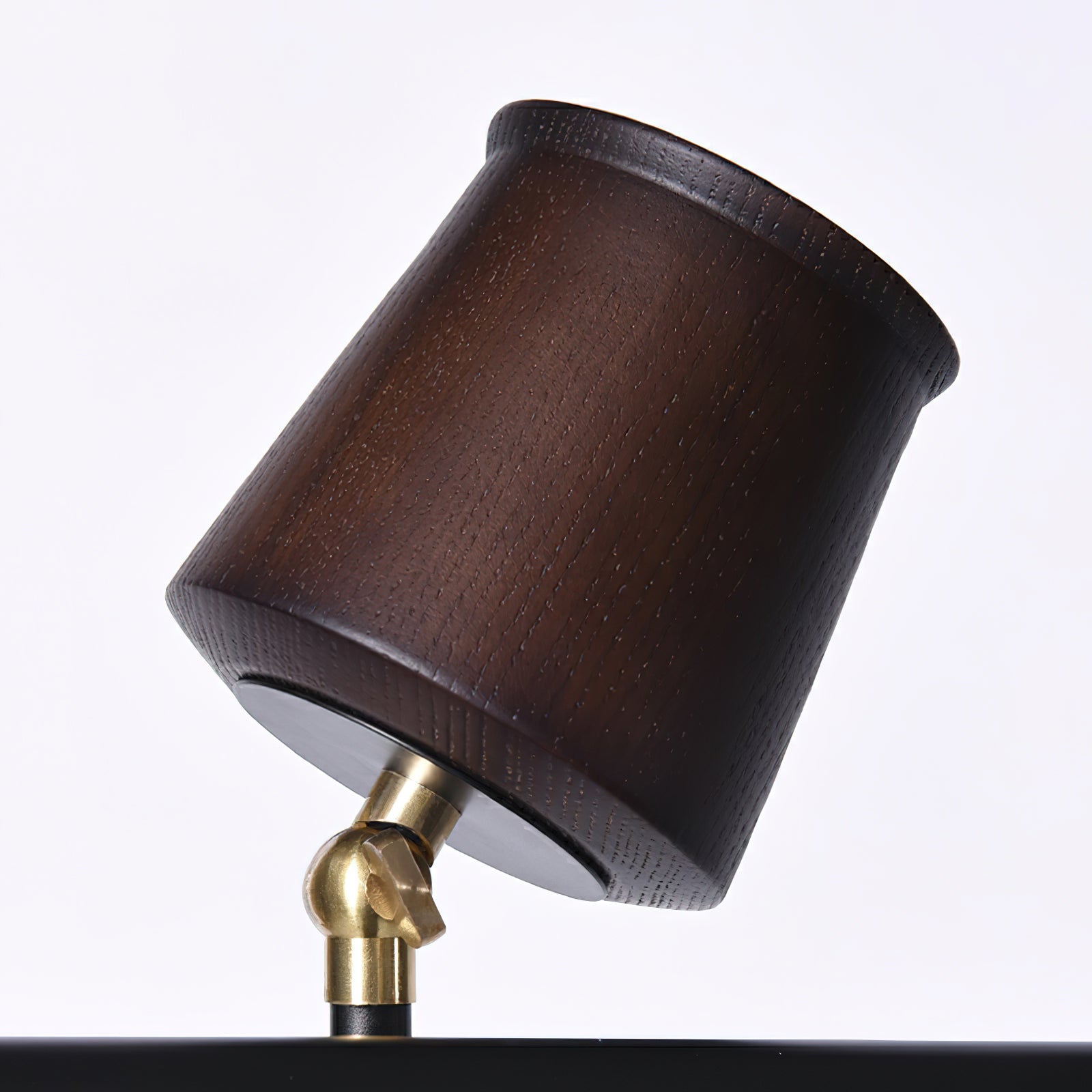 Avelira Rustikale Lineare Pendelleuchte aus Holzkugel-Letslighting
