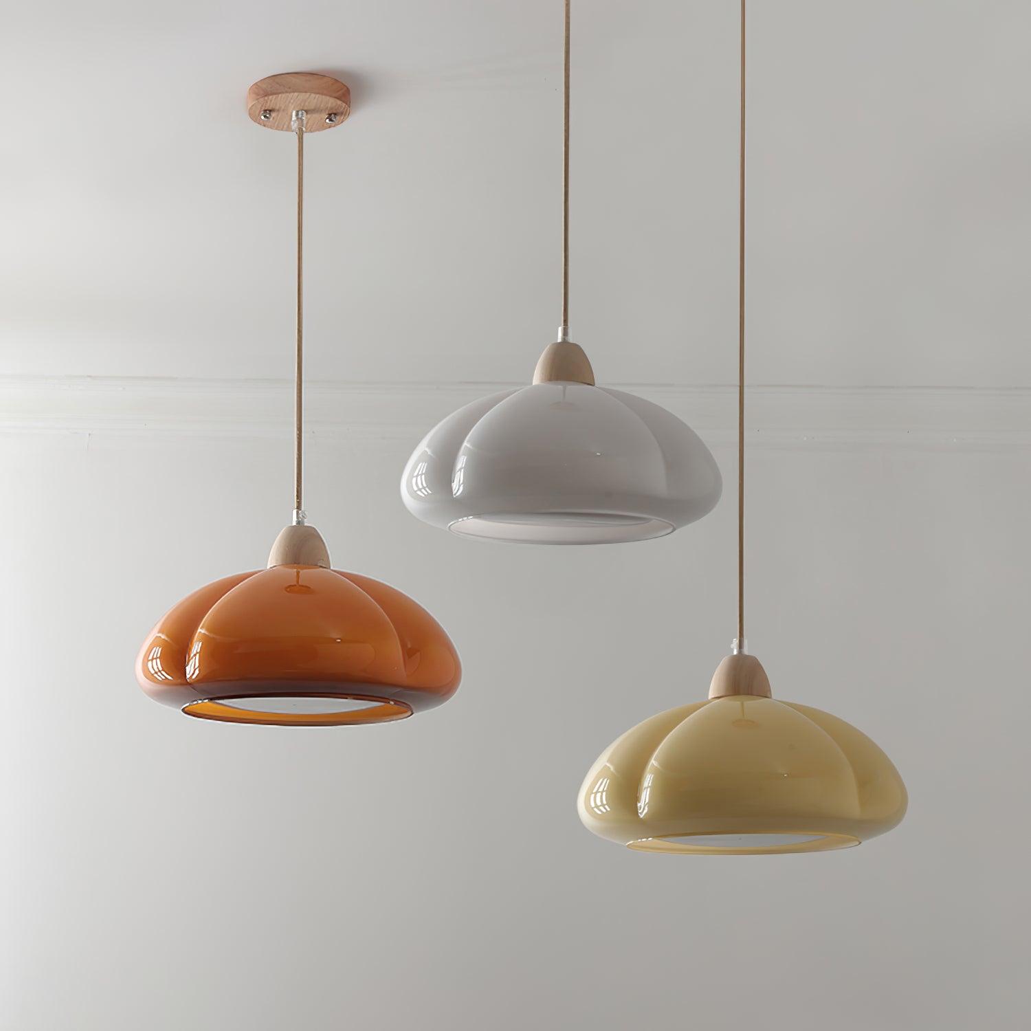 Pendelleuchte Abgerundeter Glasschirm Holzakzent Verspielt Modern-Letslighting