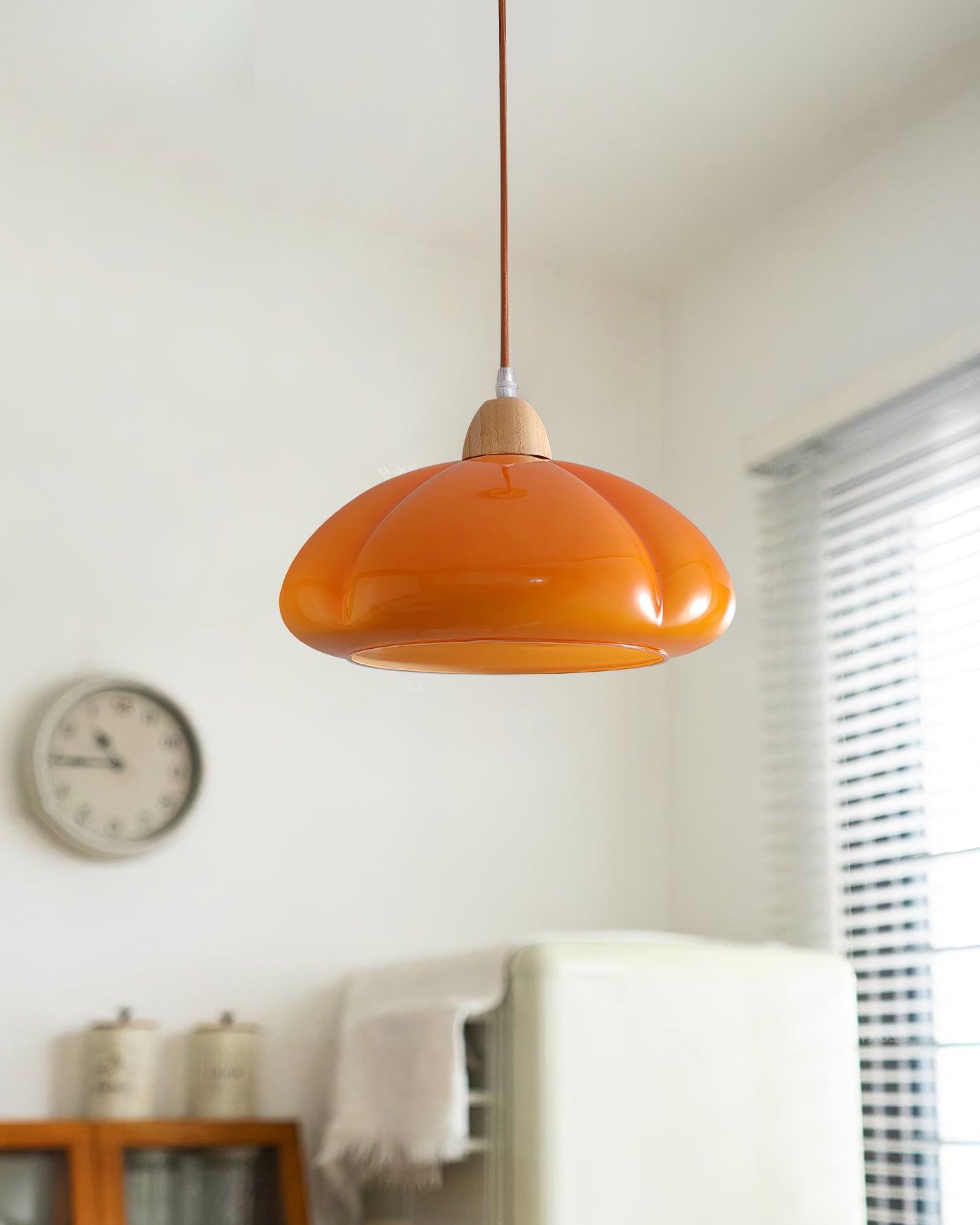 Pendelleuchte Abgerundeter Glasschirm Holzakzent Verspielt Modern-Letslighting