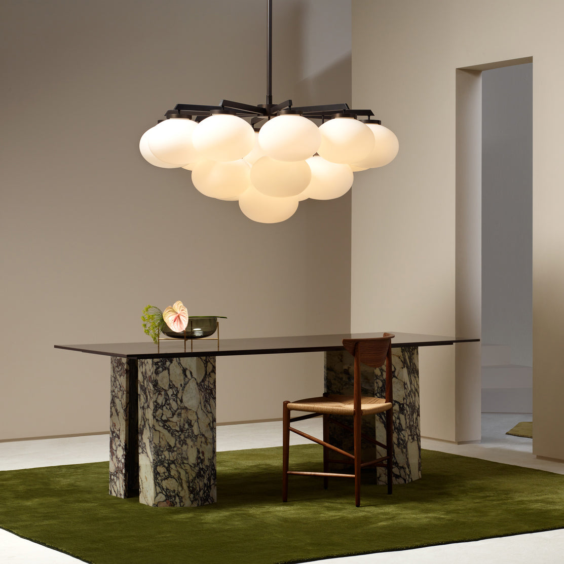 Edge Eleganter Messing-Glas-Kronleuchter-Letslighting