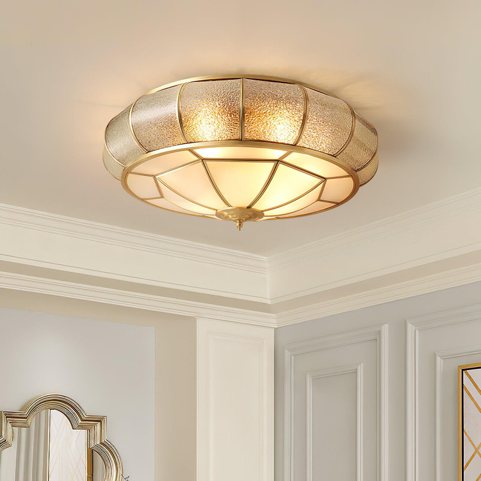 Ulrinara Postmoderne Luxus-Deckenleuchte "Drum" in Messing und Glas-Letslighting
