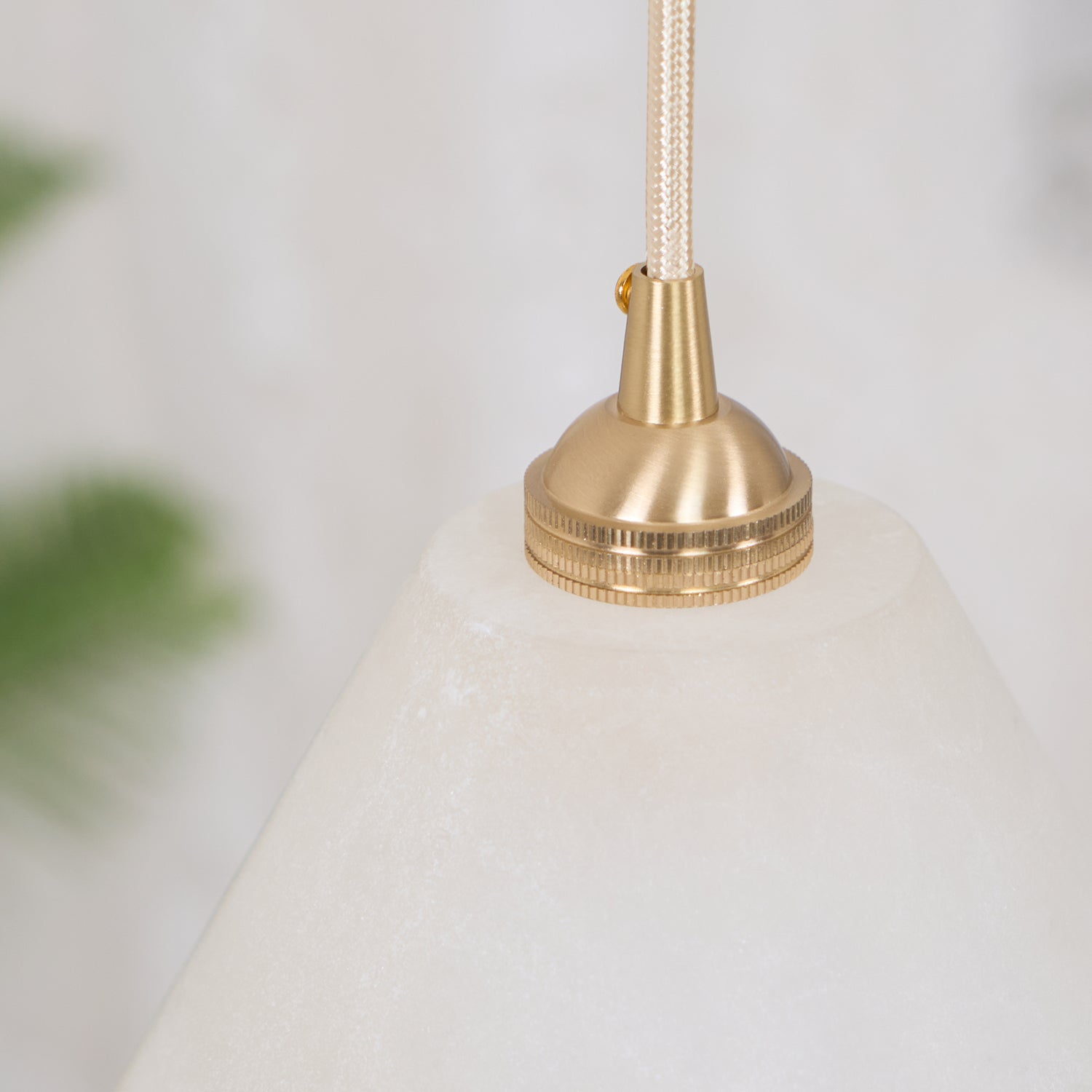 Liora Minimalist Alabaster Pendant Light - Blowlighting
