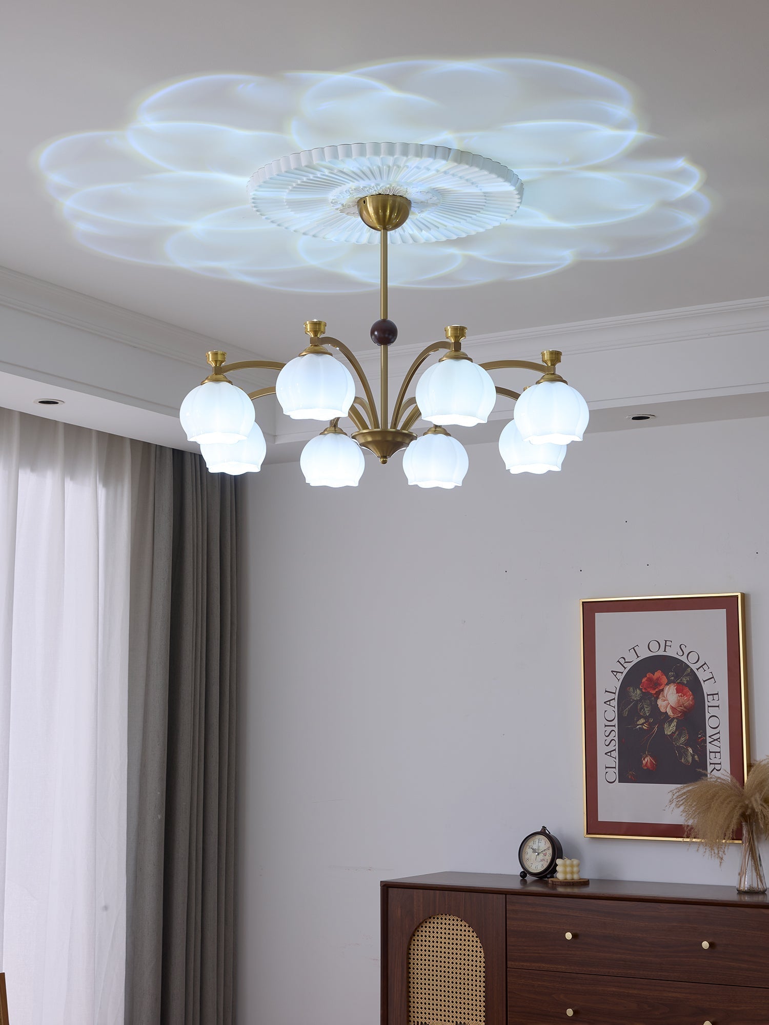 Alshaarae Traditioneller Premium-Bogen-Kronleuchter aus Holz und Glas-Letslighting