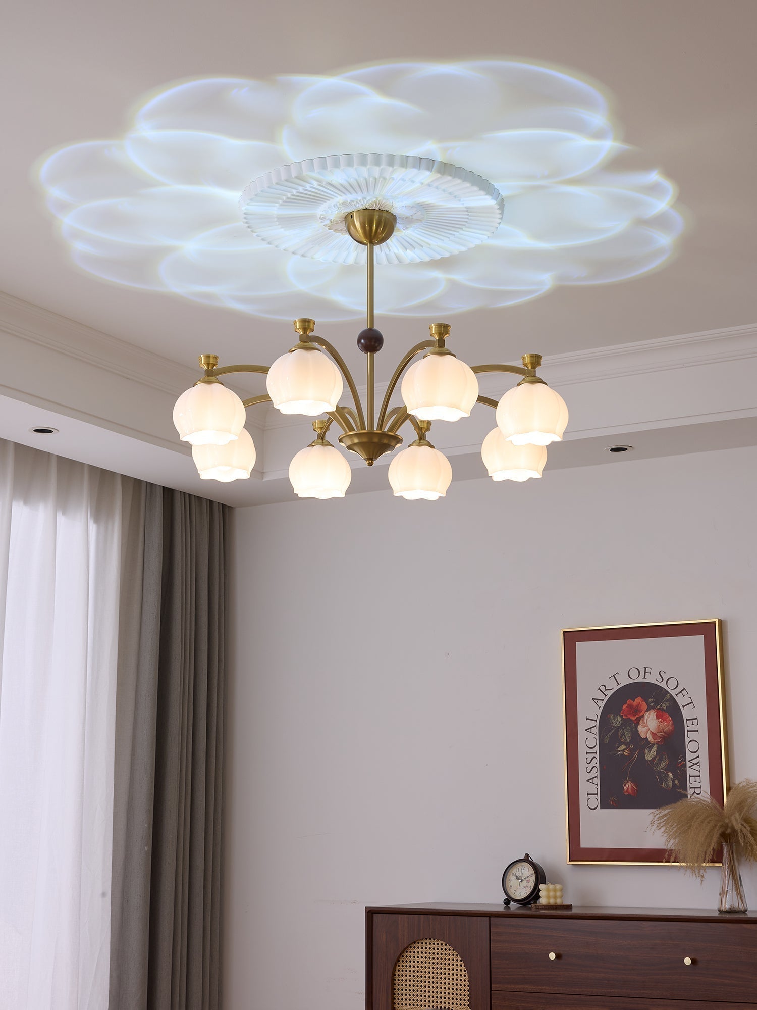 Alshaarae Traditioneller Premium-Bogen-Kronleuchter aus Holz und Glas-Letslighting