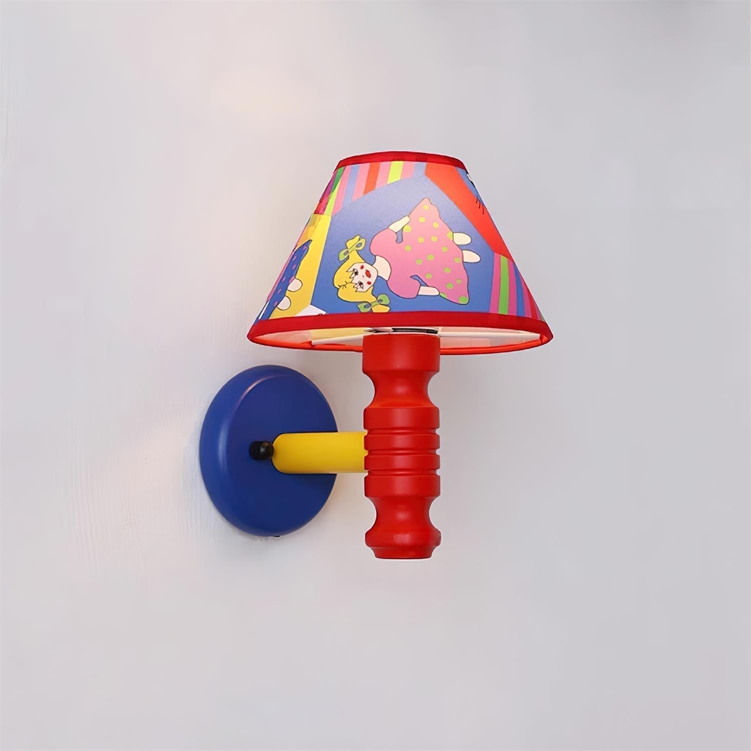 Quinn Moderne Wandleuchte aus Stoff und Metall-Letslighting