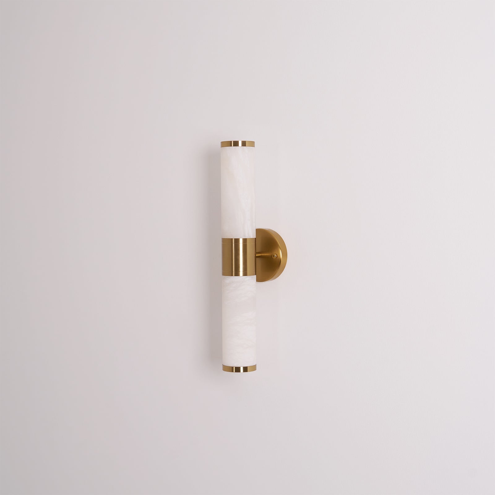 Kaia Minimalist Alabaster Wall Lamp - Neutralighting