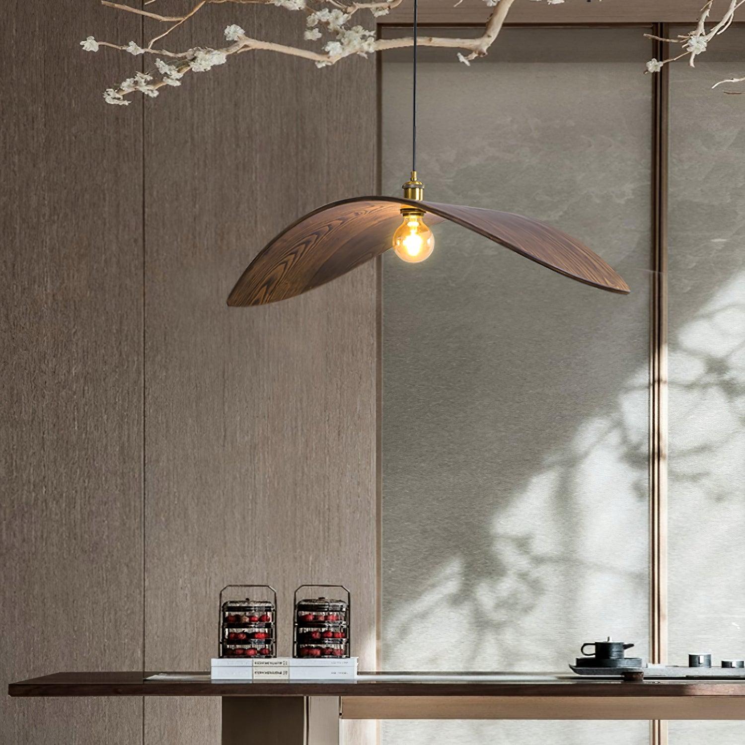 Curve Wooden Pendant Lamp - Blowlighting