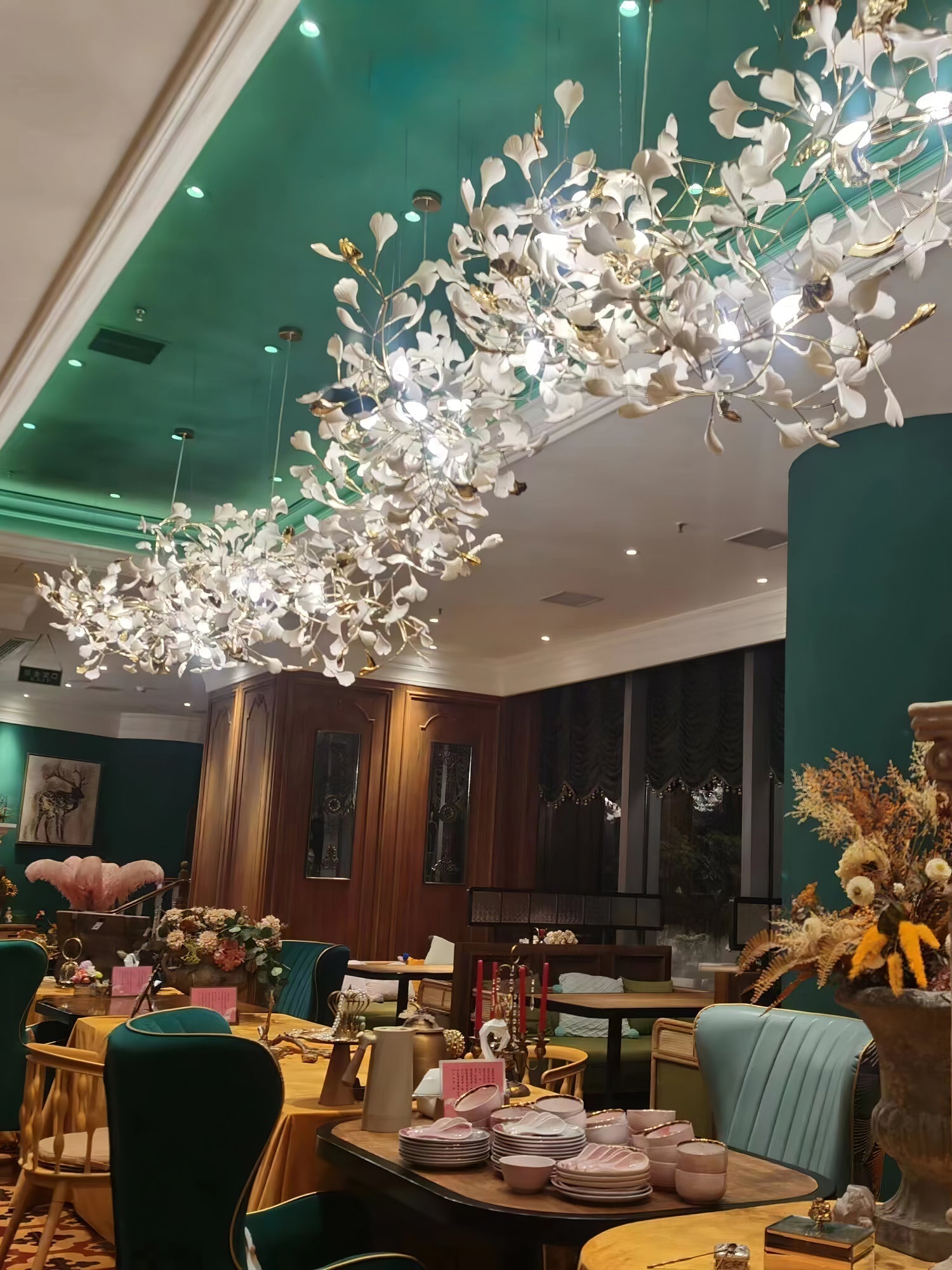 Olivia Keramik Gingko Blatt Kronleuchter-Letslighting