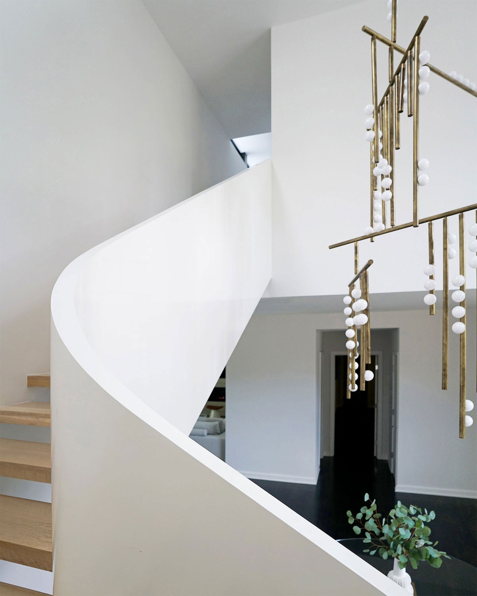 Eurzoris Geometrischer Linearer Kronleuchter aus Messing-Letslighting