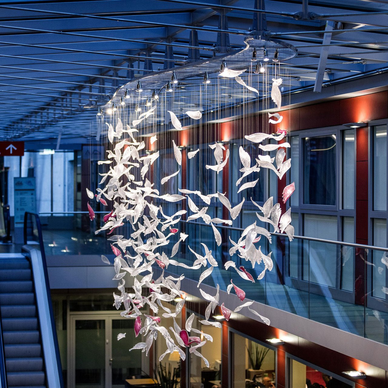 Zathaara Glas Feder Form Kronleuchter-Letslighting