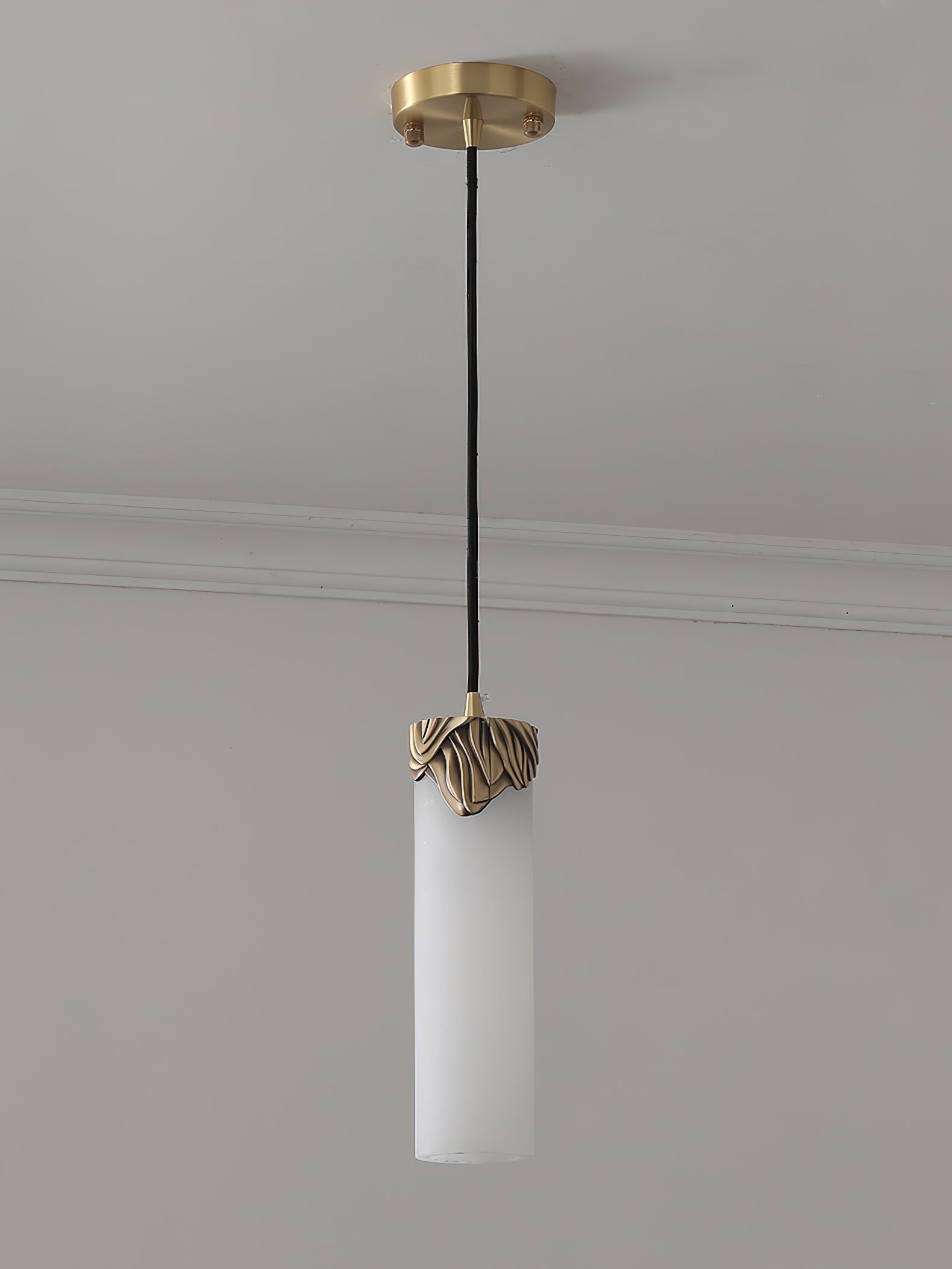 Quiver Modern Minimalist Brass Alabaster Pendant Light - Letslighting