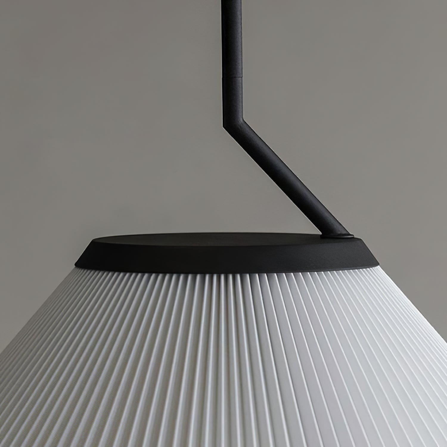 Knell Plissiert Schwarz Kunststoff Pendelleuchte-Letslighting