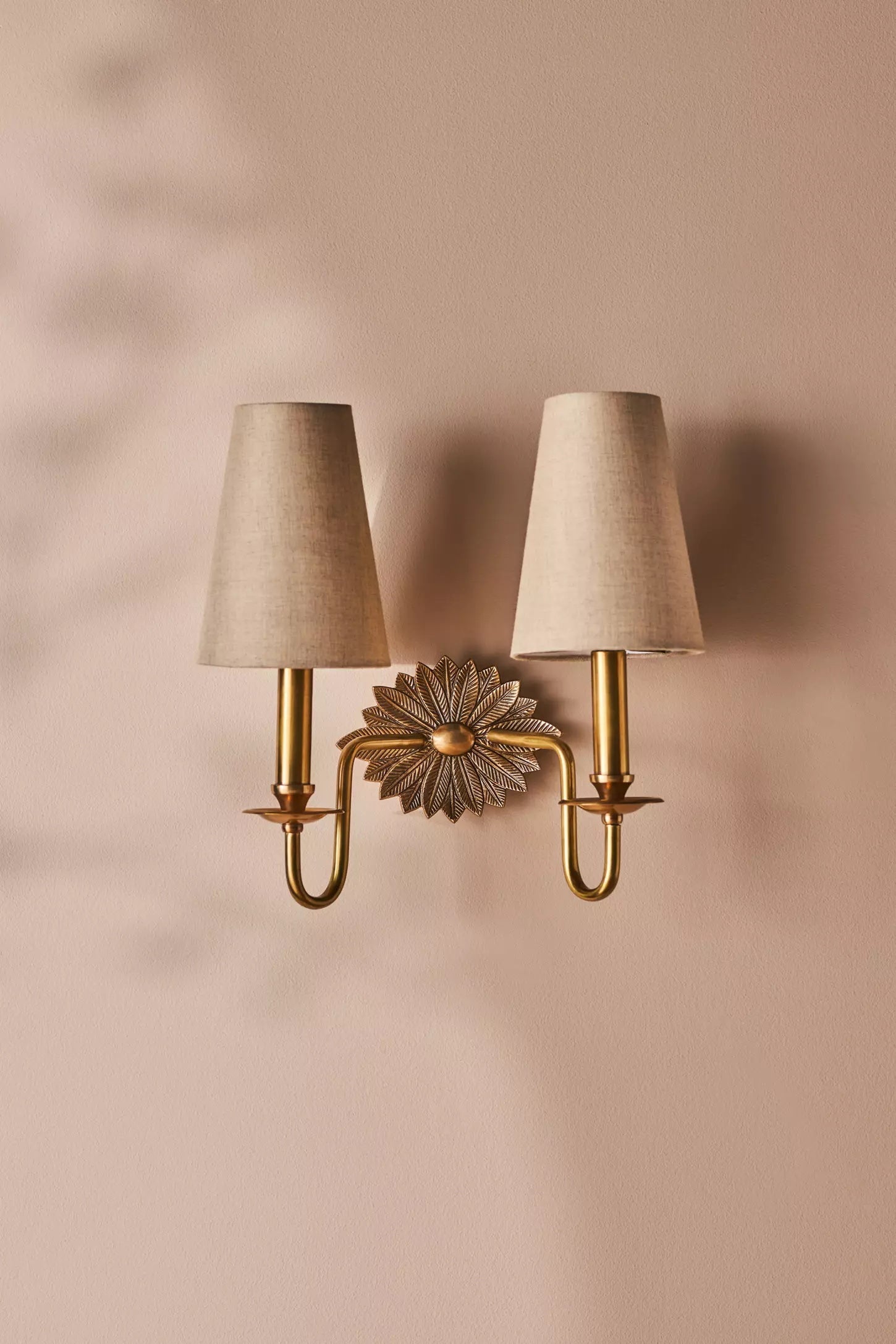 Nimb Elegance Wandleuchte aus Messinggewebe-Letslighting