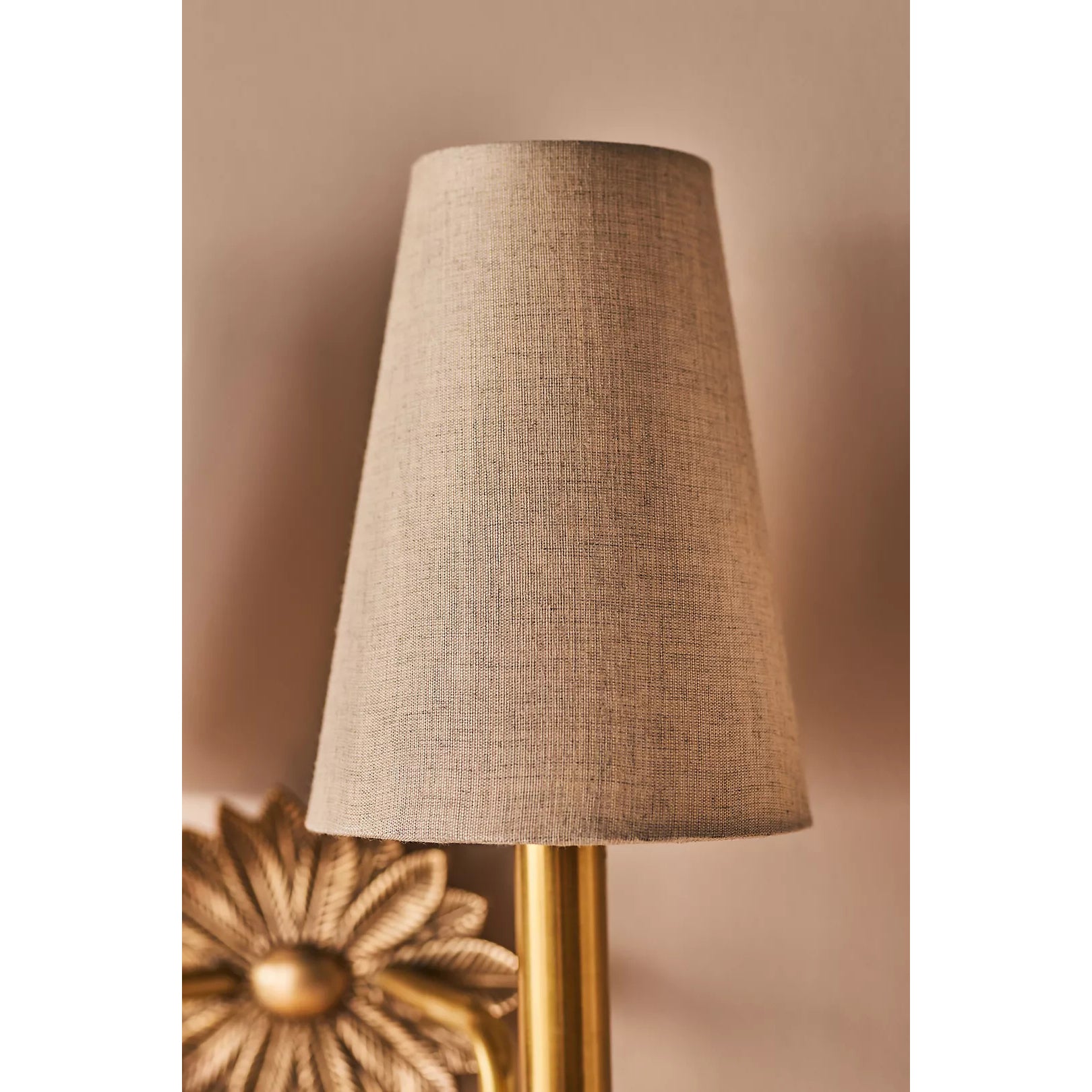 Nimb Elegance Wandleuchte aus Messinggewebe-Letslighting