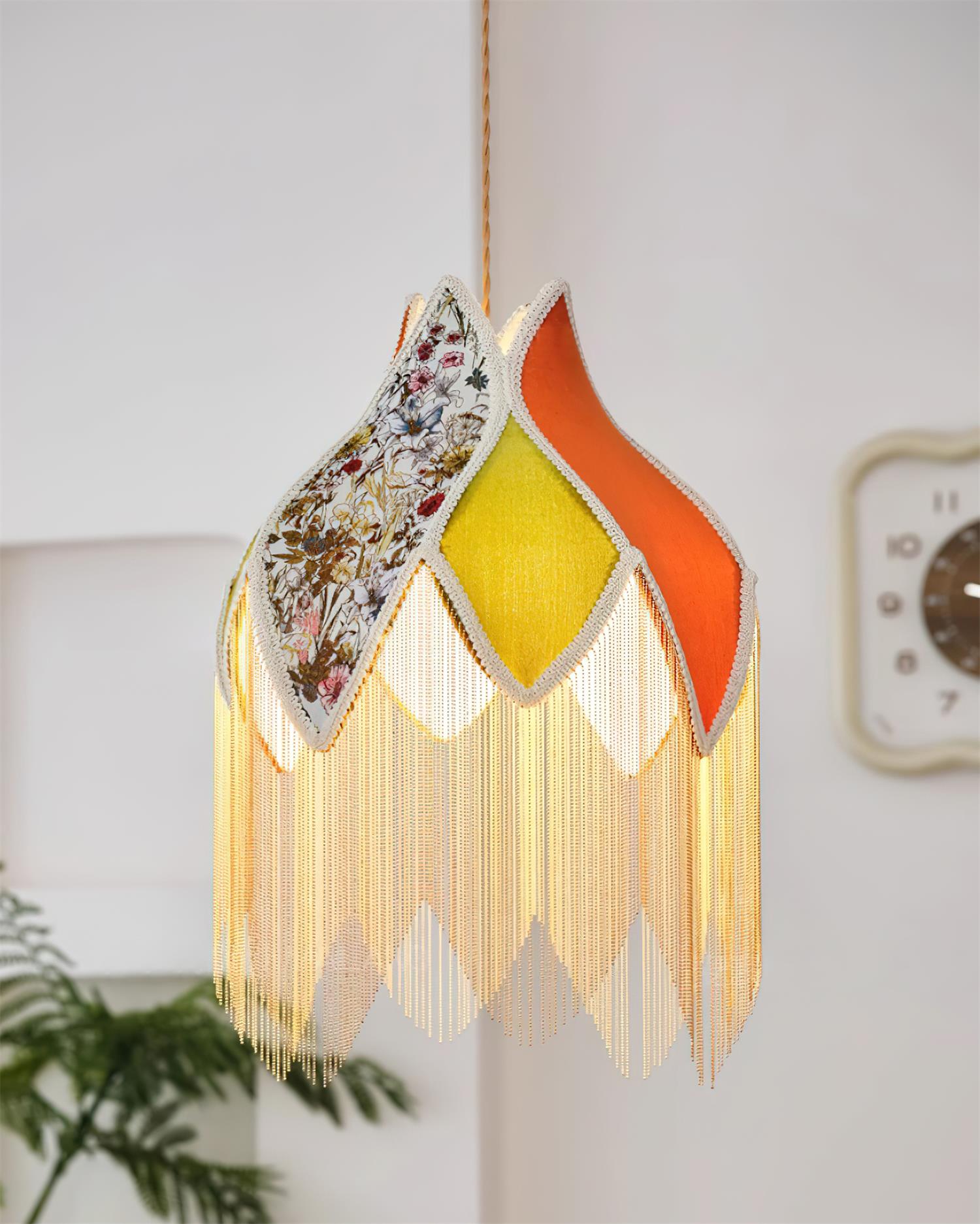 Pendelleuchte Blumenblatt Stoffschirm Fransen Bohemian-Letslighting