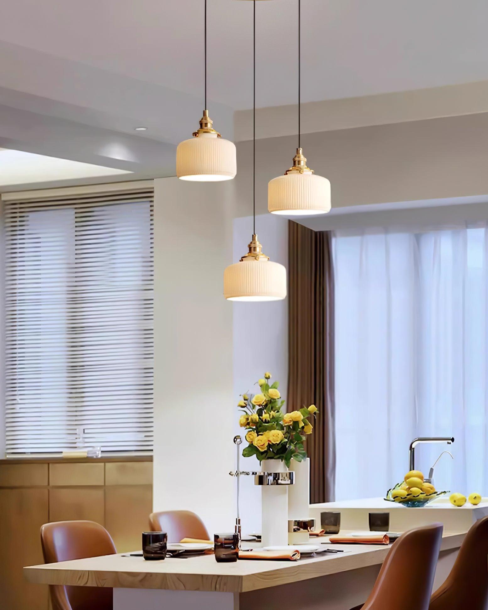 Pendelleuchte Gerippter Keramikschirm Gold-Letslighting
