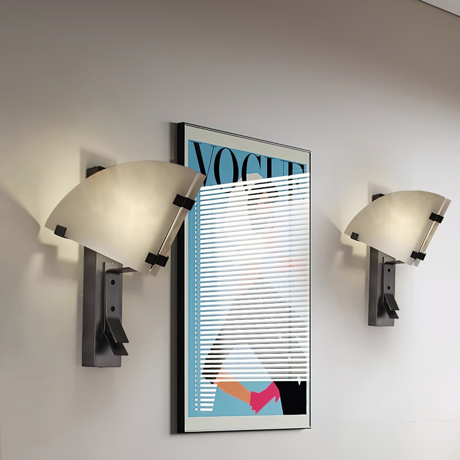 Selesta Modern Alabaster Wall Light - Neutralighting