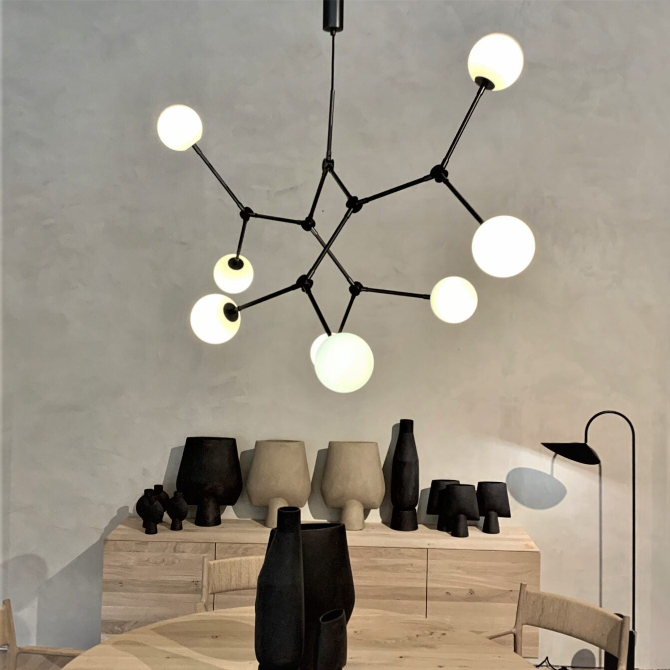 Halo Kugel Schwarzer Glas-Kronleuchter-Letslighting
