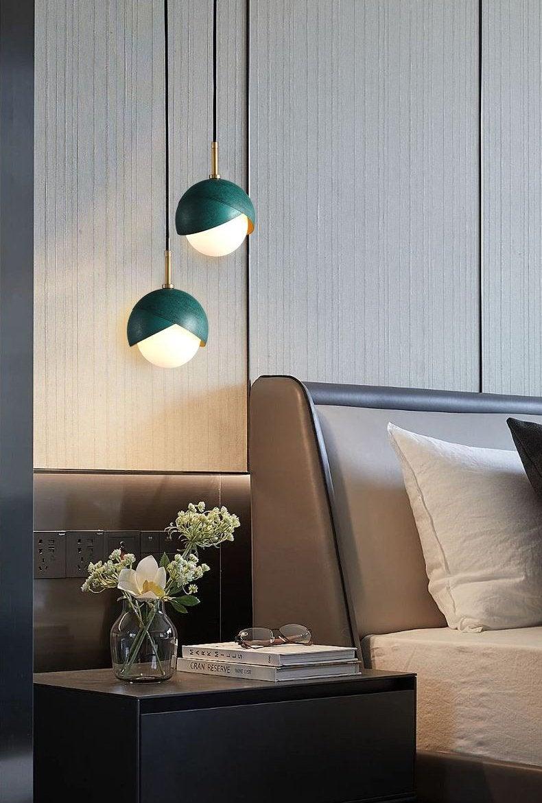Solara Moderne Pendelleuchte Messing Geschachtelte Opalkugel-Letslighting
