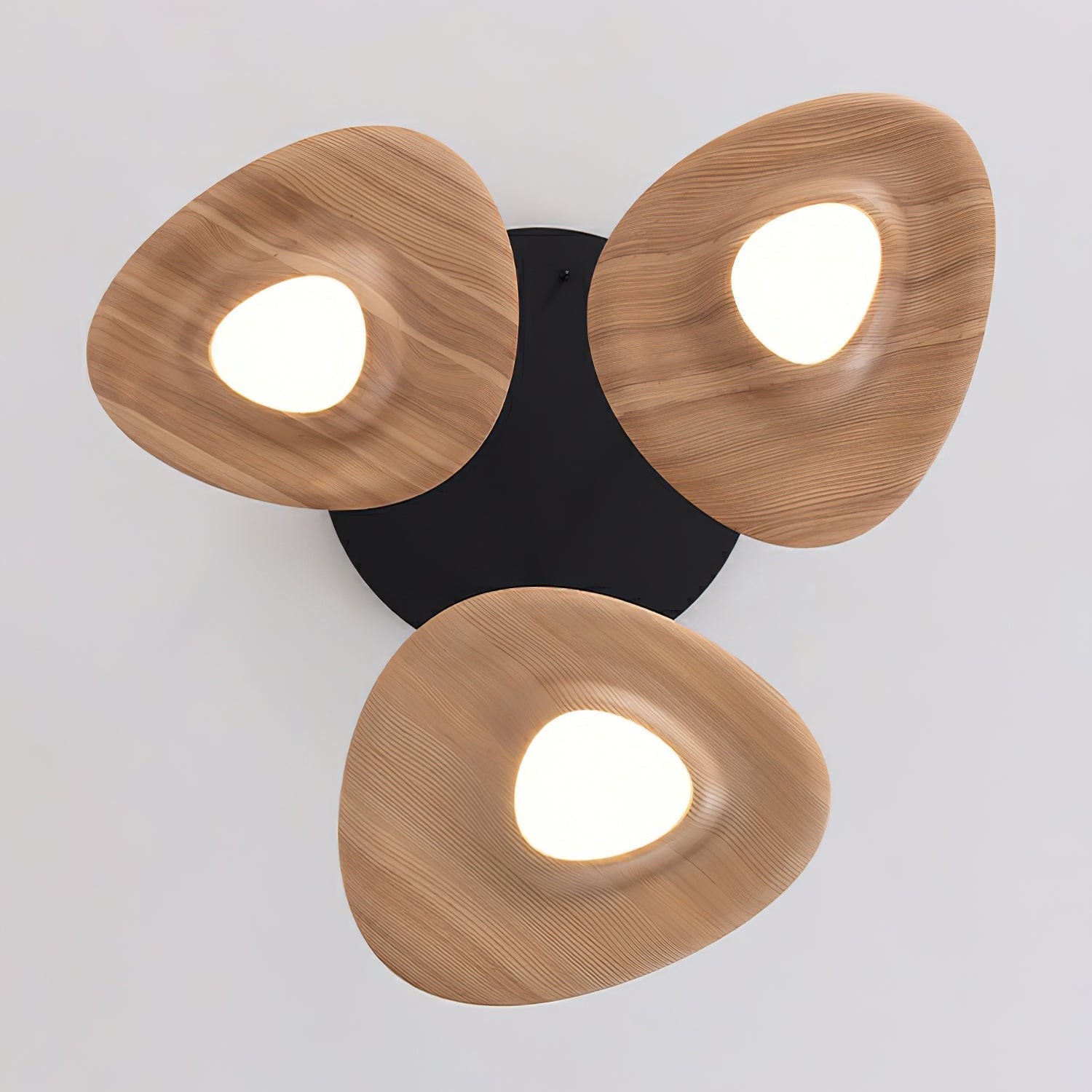Cesilis Minimalistische Pendelleuchte aus Holz-Letslighting