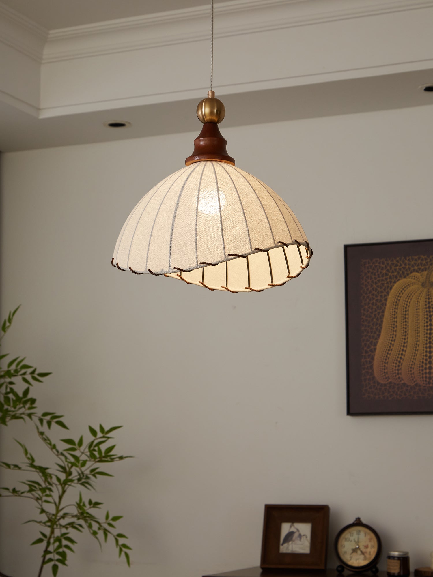 Thalira Holz Stoff Elegant Pendelleuchte-Letslighting