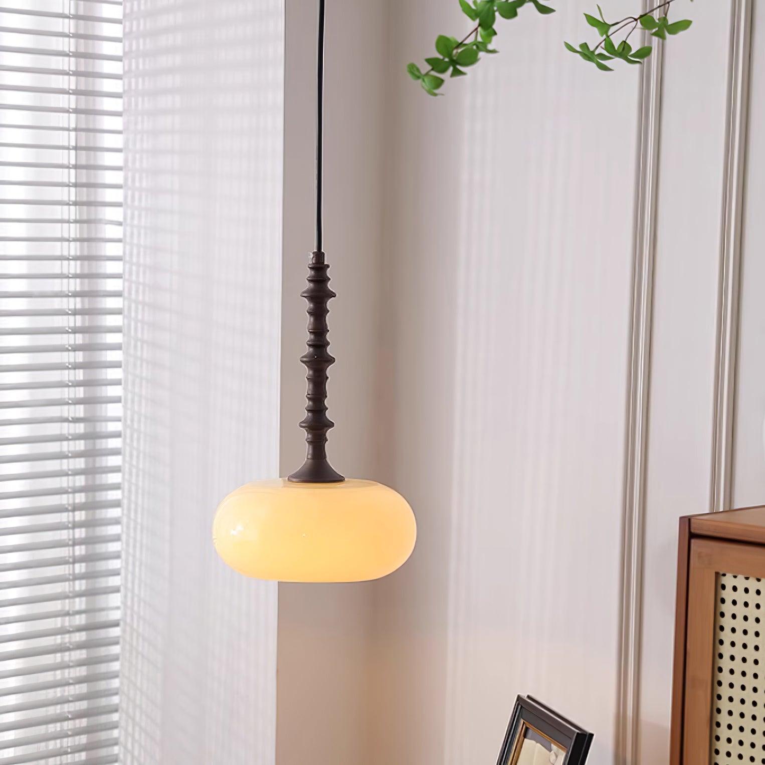 Pendelleuchte Weißer Glasschirm Gedreht Vintage-Letslighting