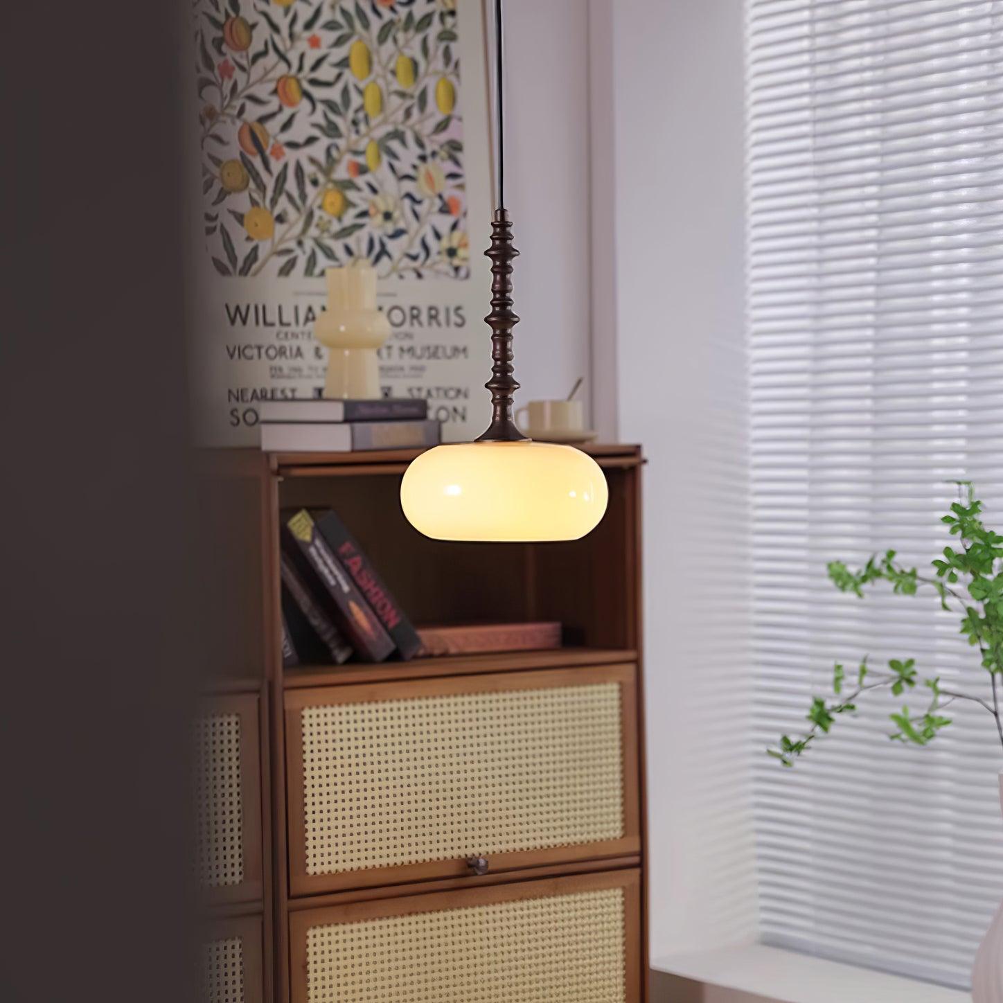 Pendelleuchte Weißer Glasschirm Gedreht Vintage-Letslighting