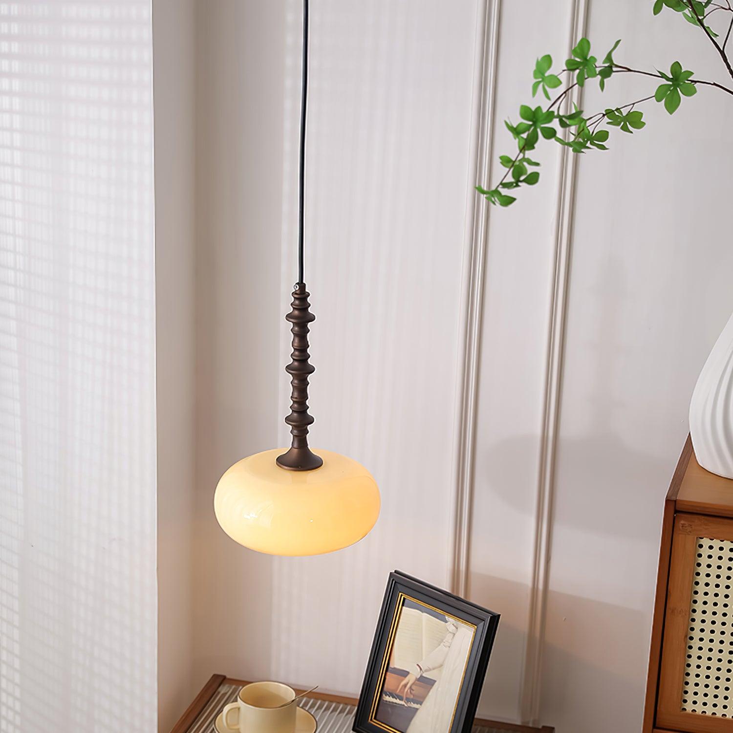 Pendelleuchte Weißer Glasschirm Gedreht Vintage-Letslighting